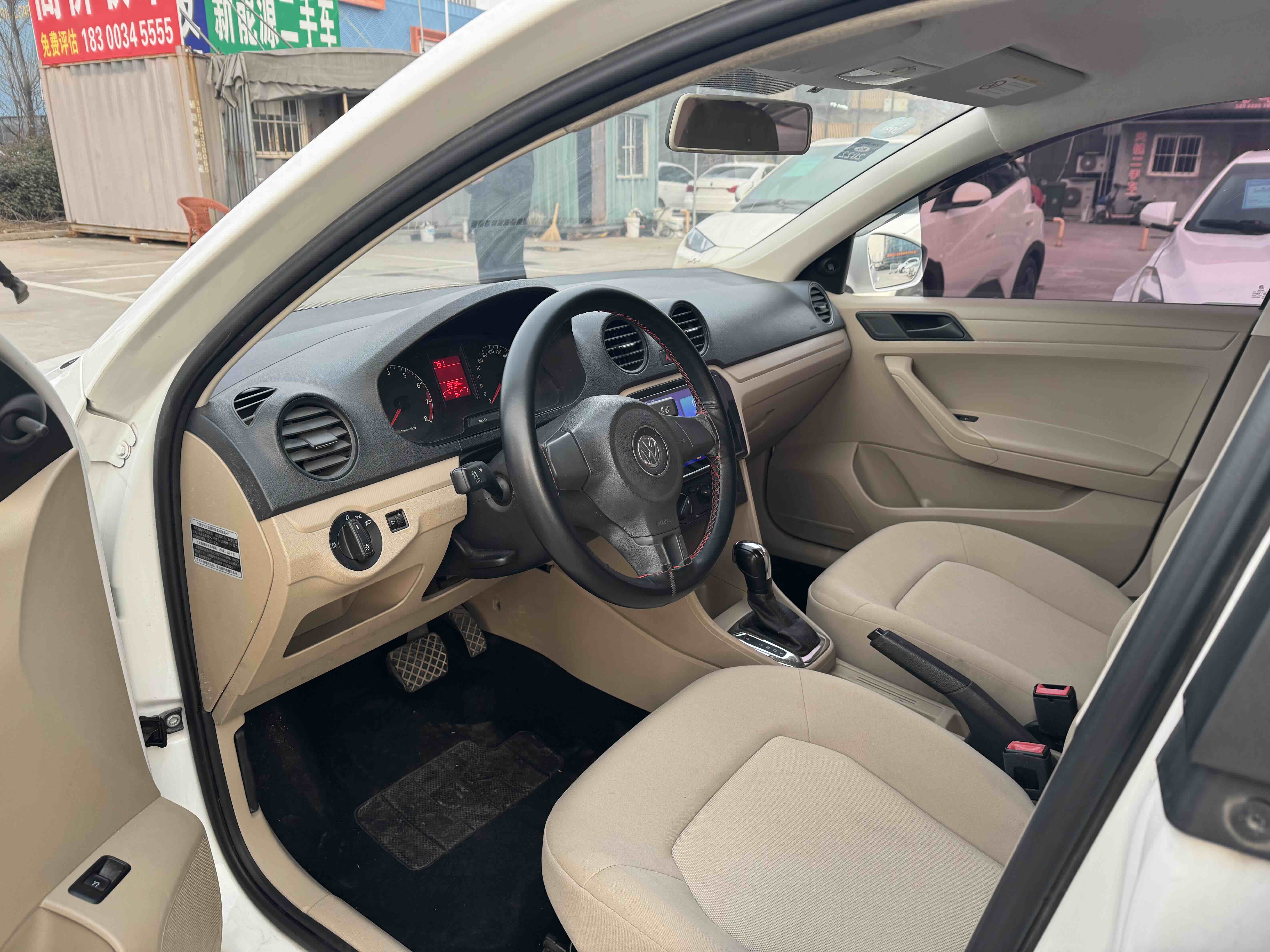 Volkswagen Jetta 2016 immagine di auto #7