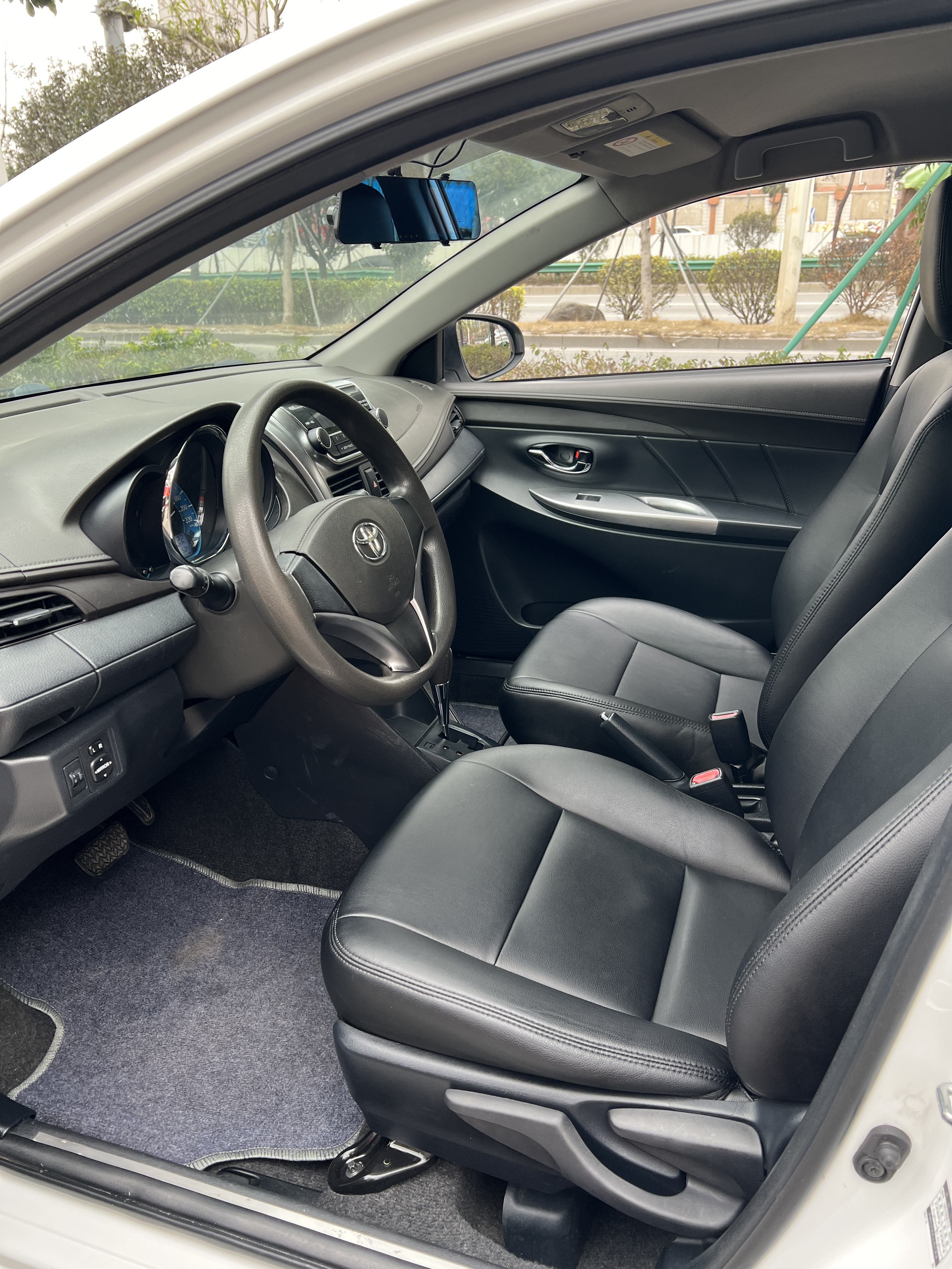 Yaris L Zhixuan 2015 #7 Yaris L Zhixuan 2015 car image #7