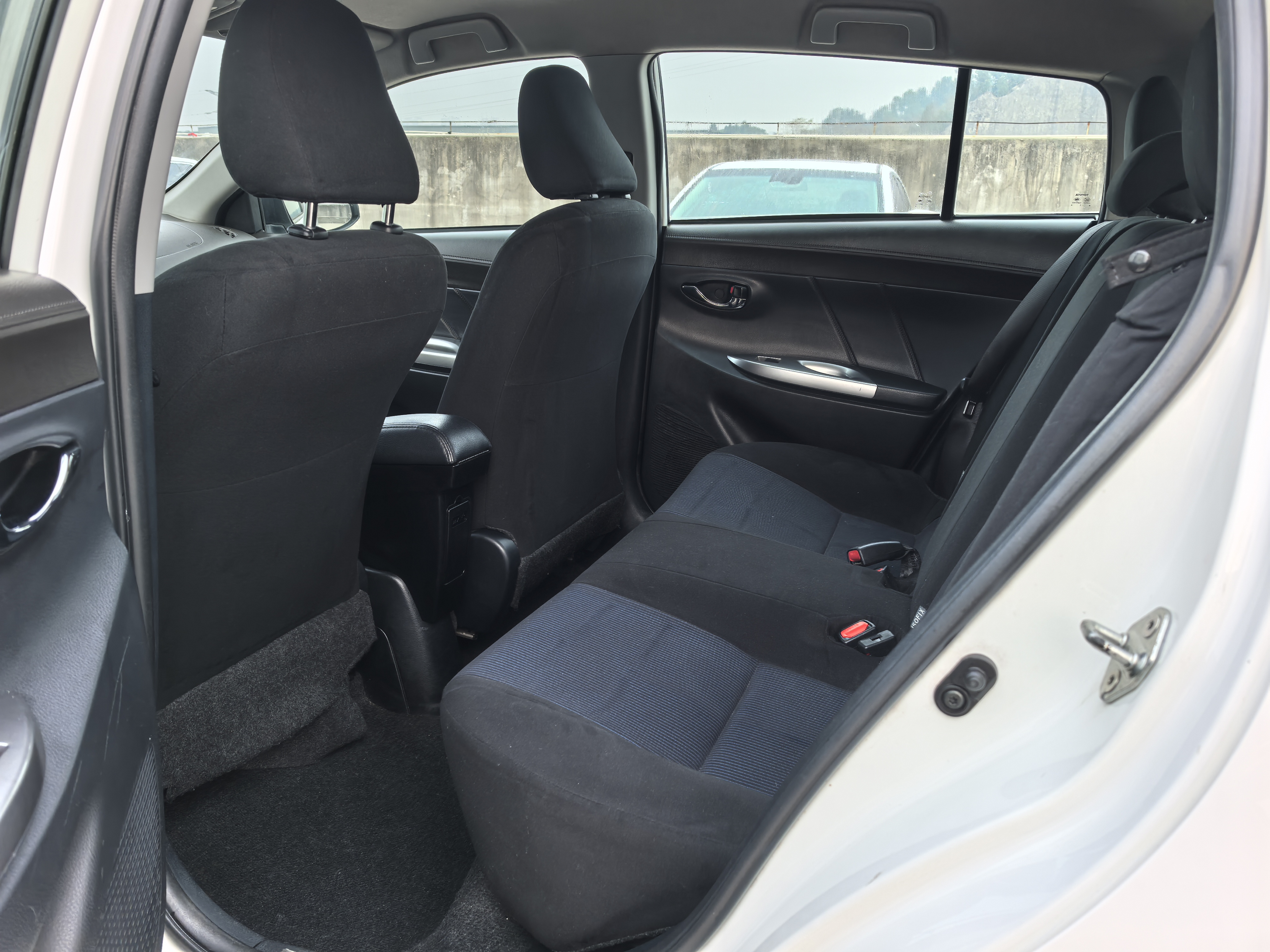 Yaris L Zhixuan 2015 #7 Yaris L Zhixuan 2015 car image #7
