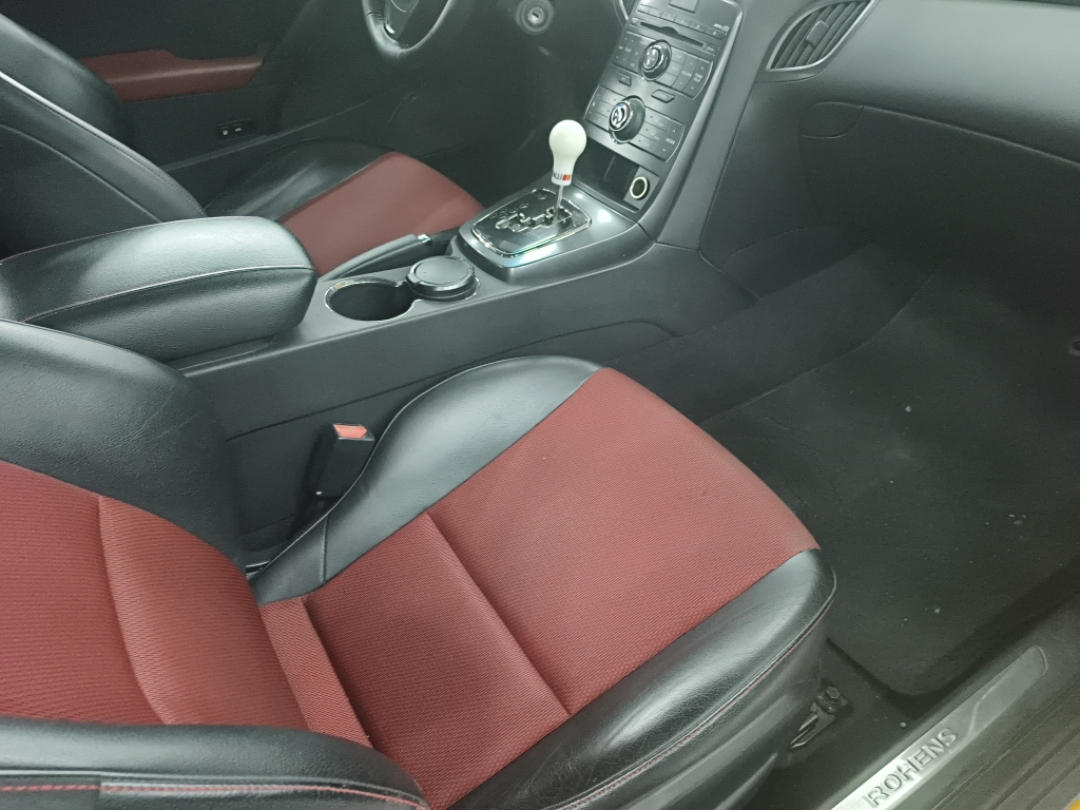 Hyundai Rohens 2011 car image #7