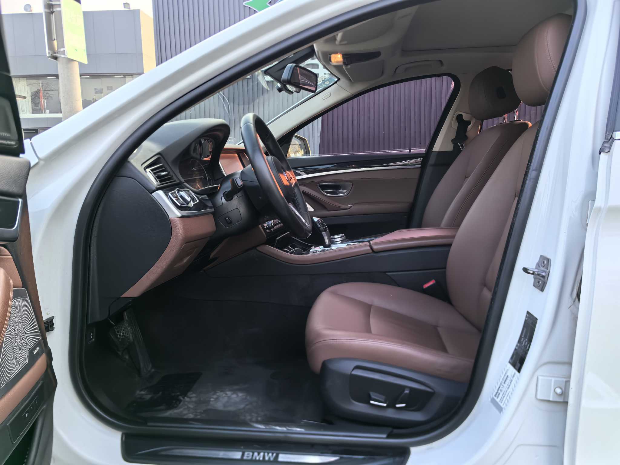 BMW 5 Series 2016 car image #7