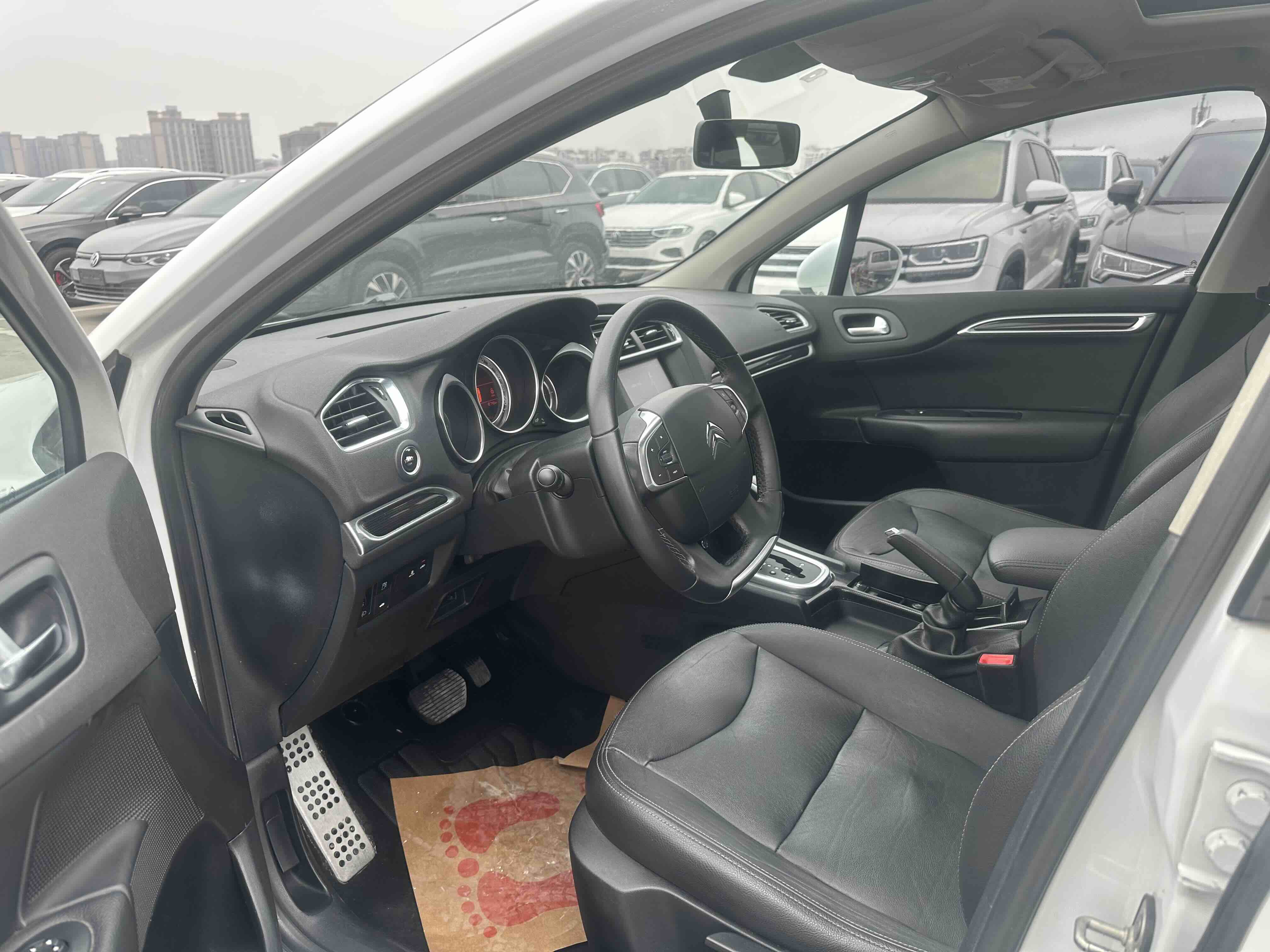 Citroen C4L 2015 car image #7