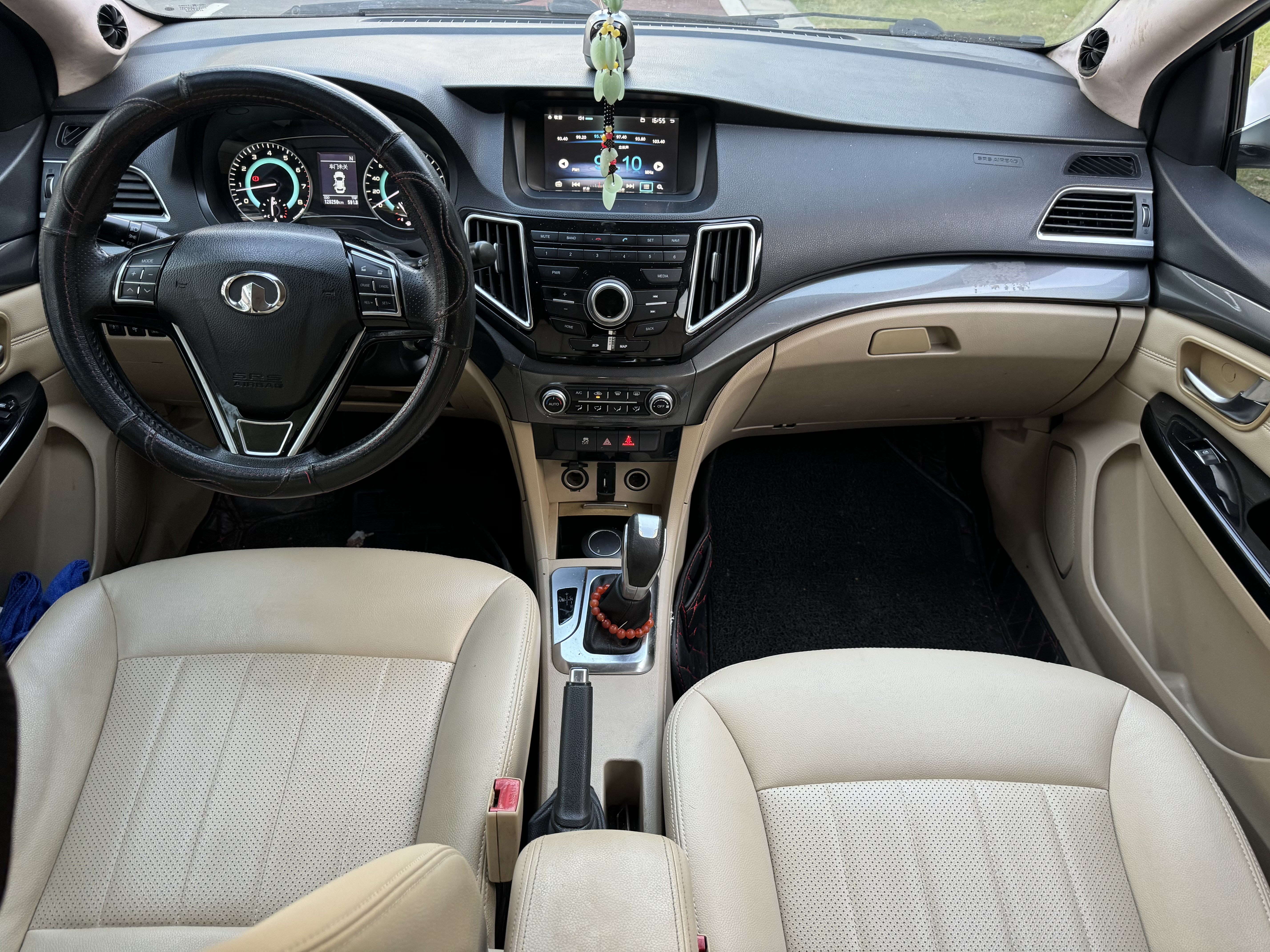 Great Wall C30 2015 car image #7