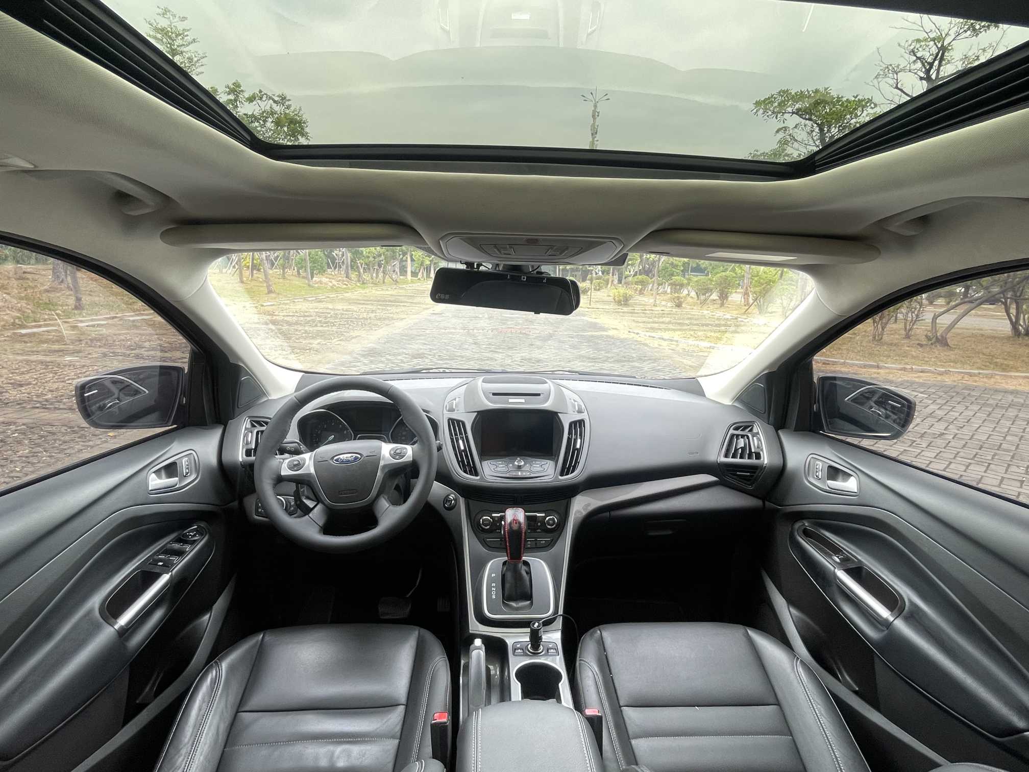 Ford Kuga 2015 #7 Ford Kuga 2015 car image #7