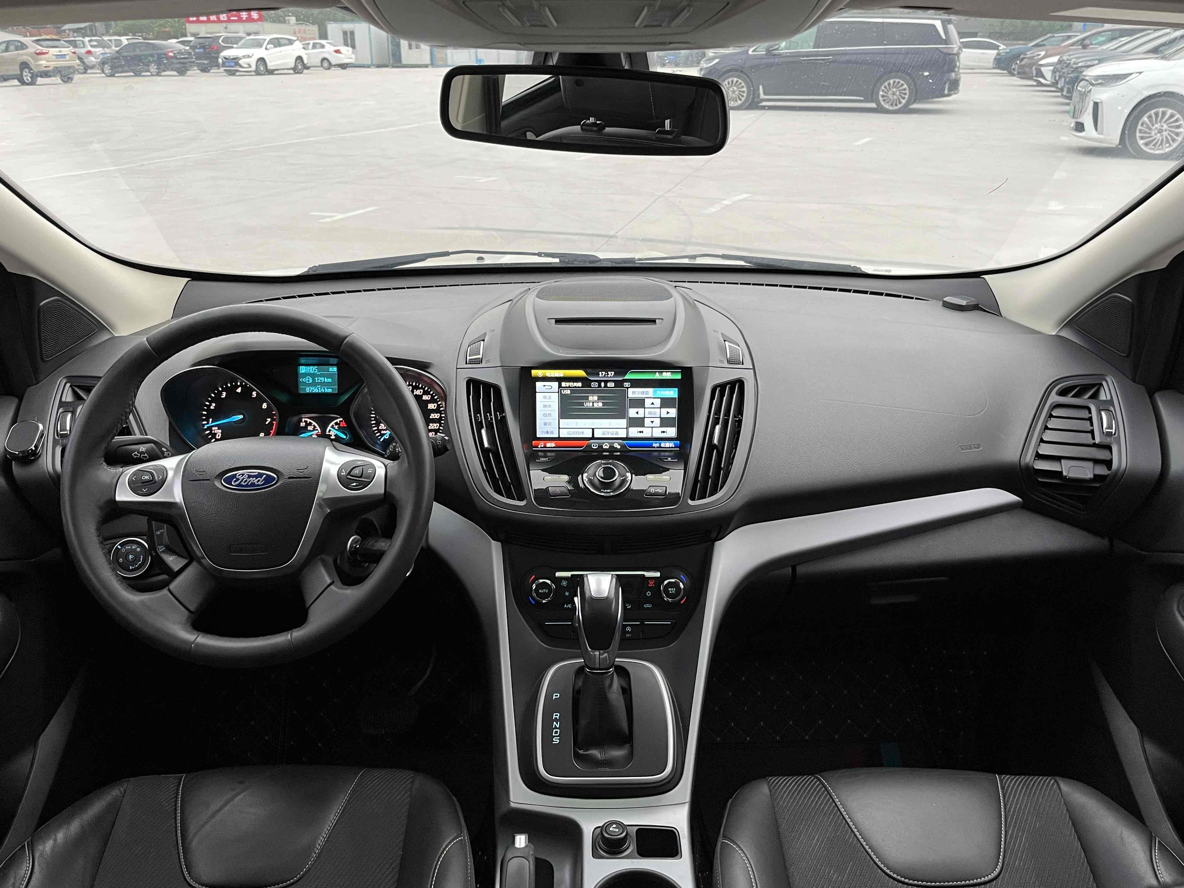 Ford Kuga 2016 car image #7