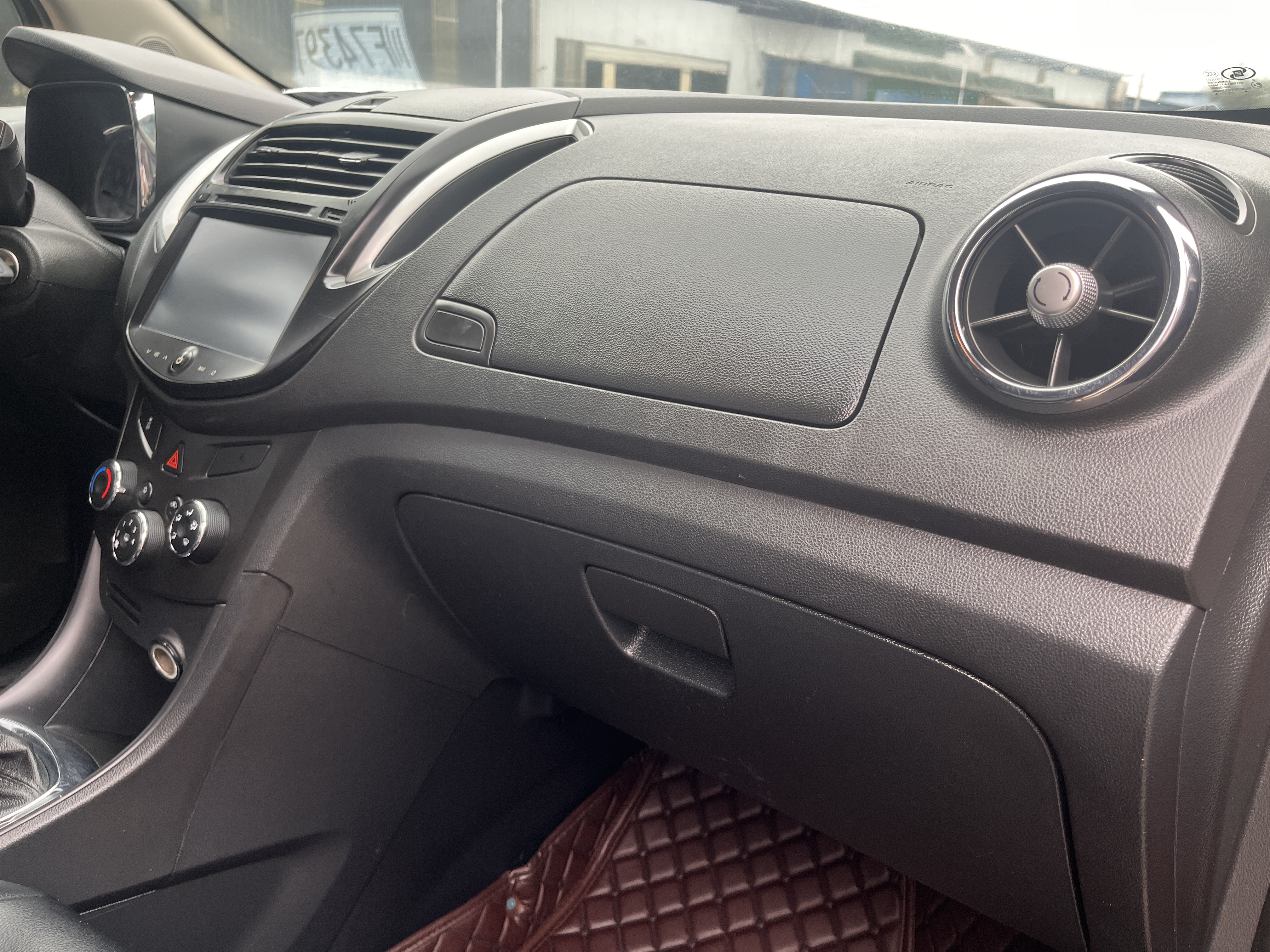 Chevrolet Tracker 2014 car image #7