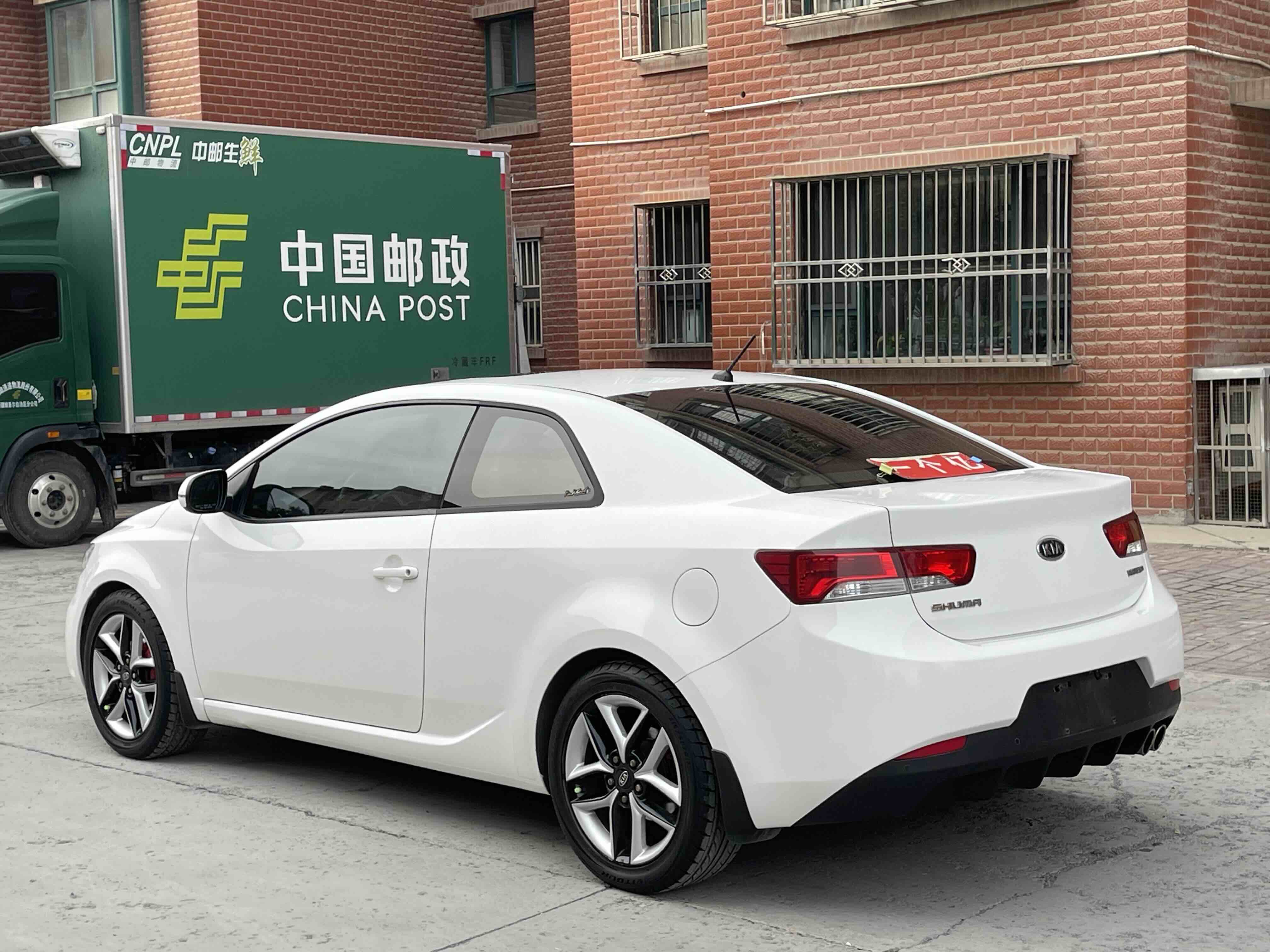 起亚 速迈 2014 汽车图片 #7