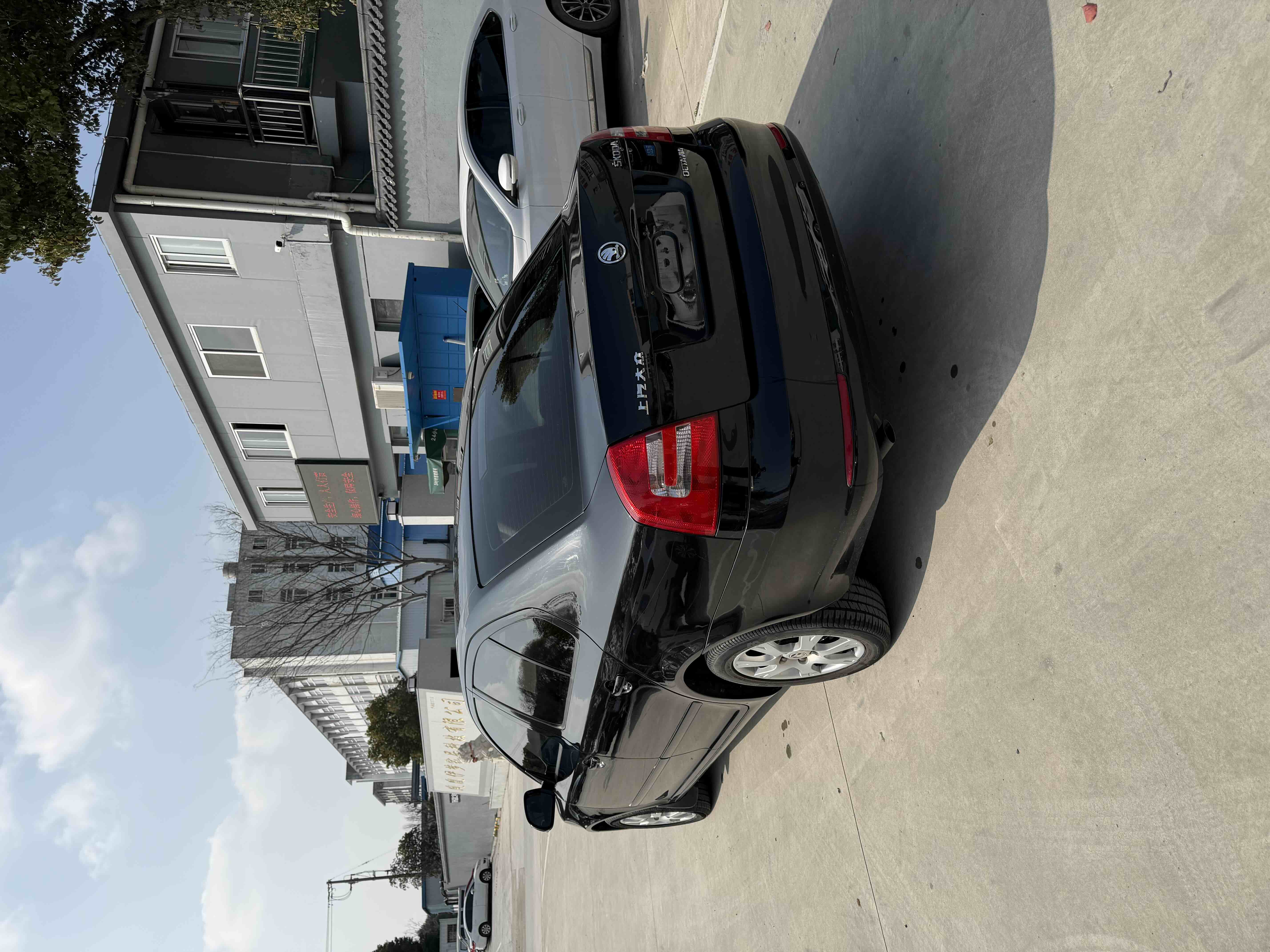 Skoda Octavia 2015 car image #7