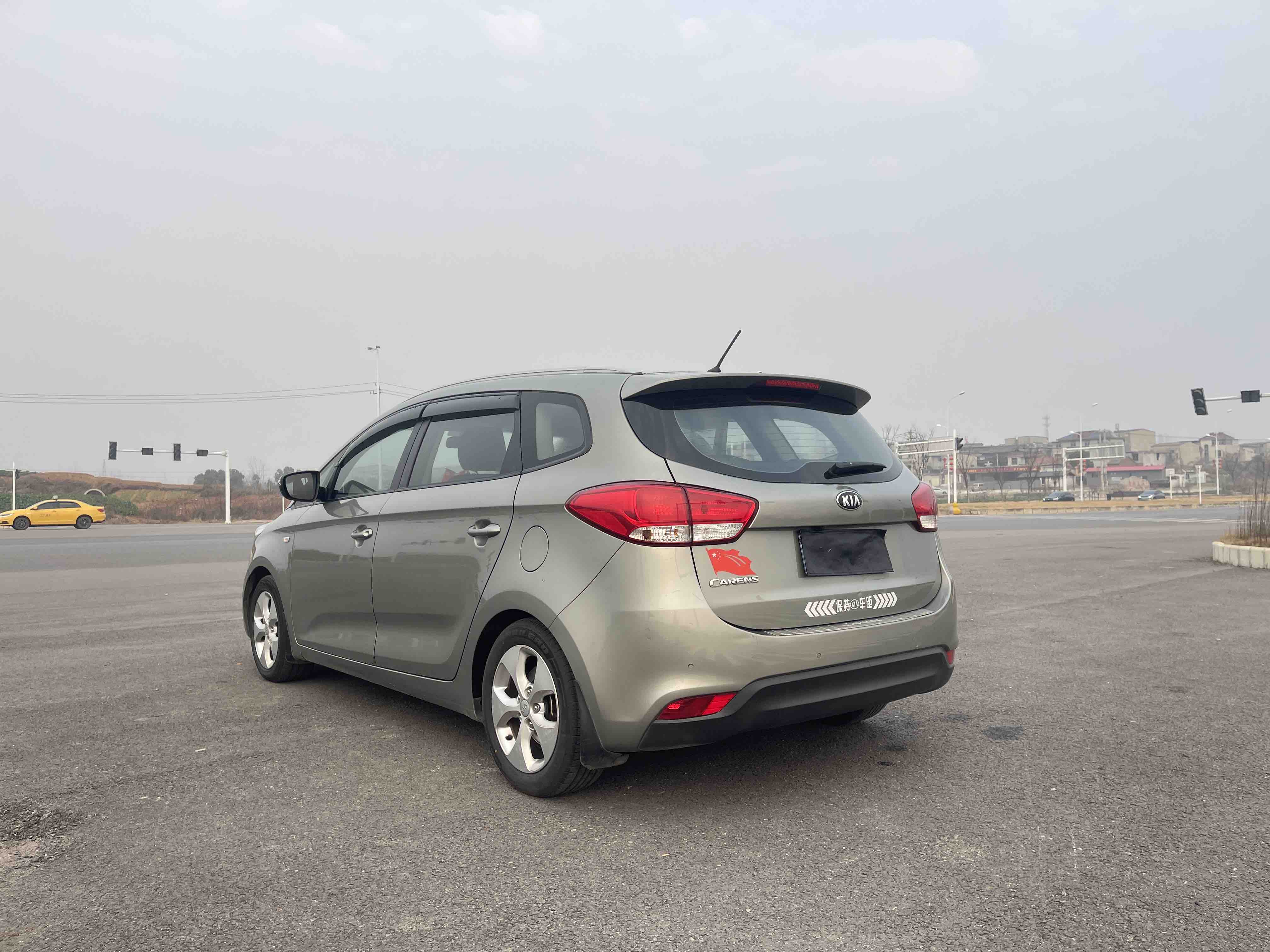 起亚 佳乐 2016 汽车图片 #7