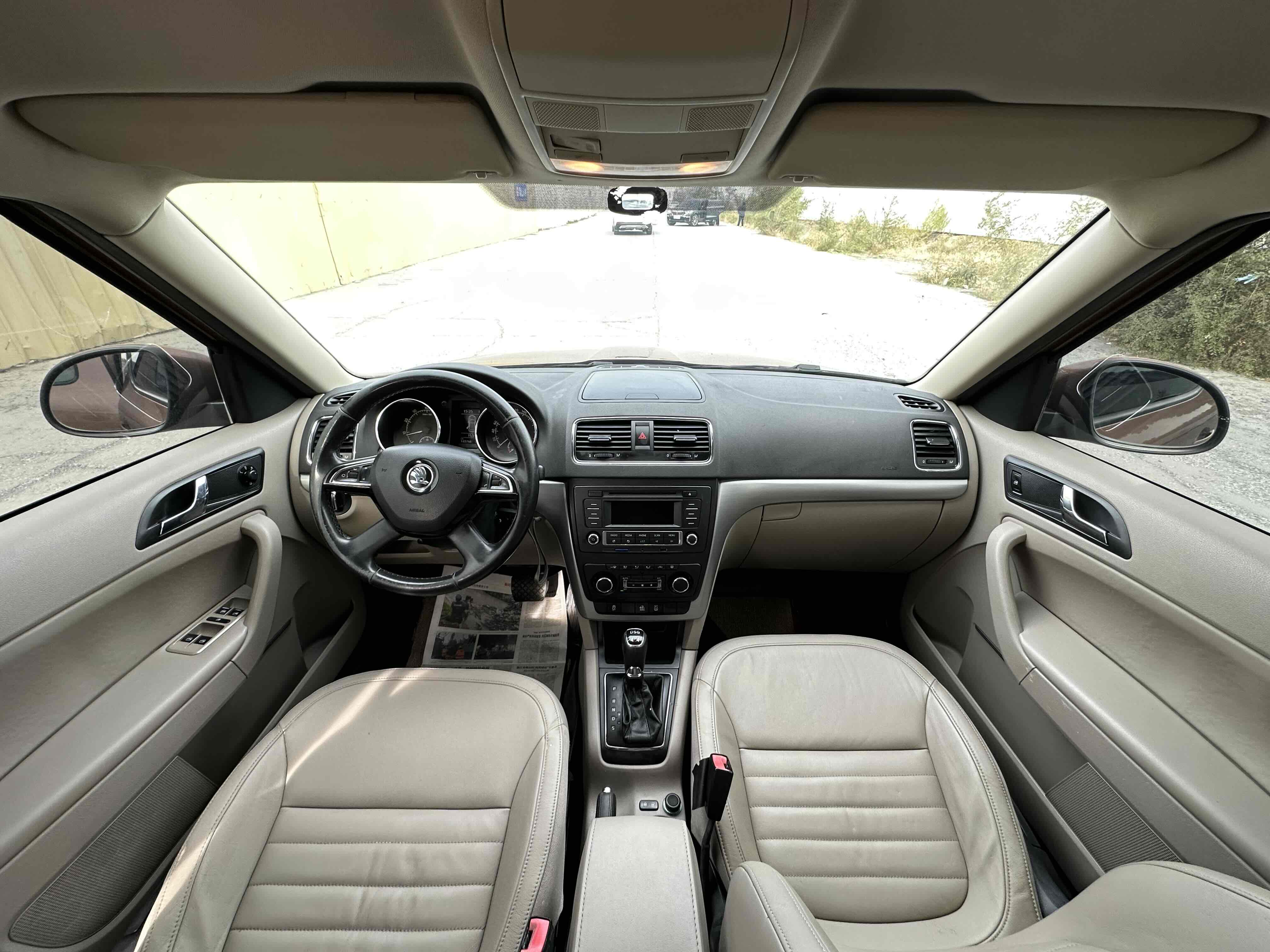 Skoda Yeti 2016 car image #7