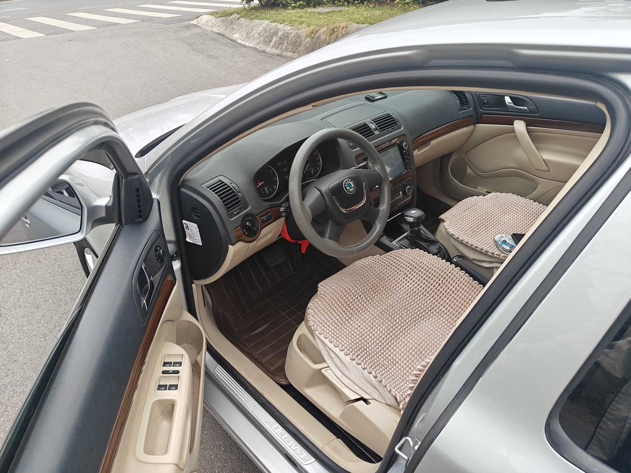 Skoda Octavia 2013 immagine di auto #7