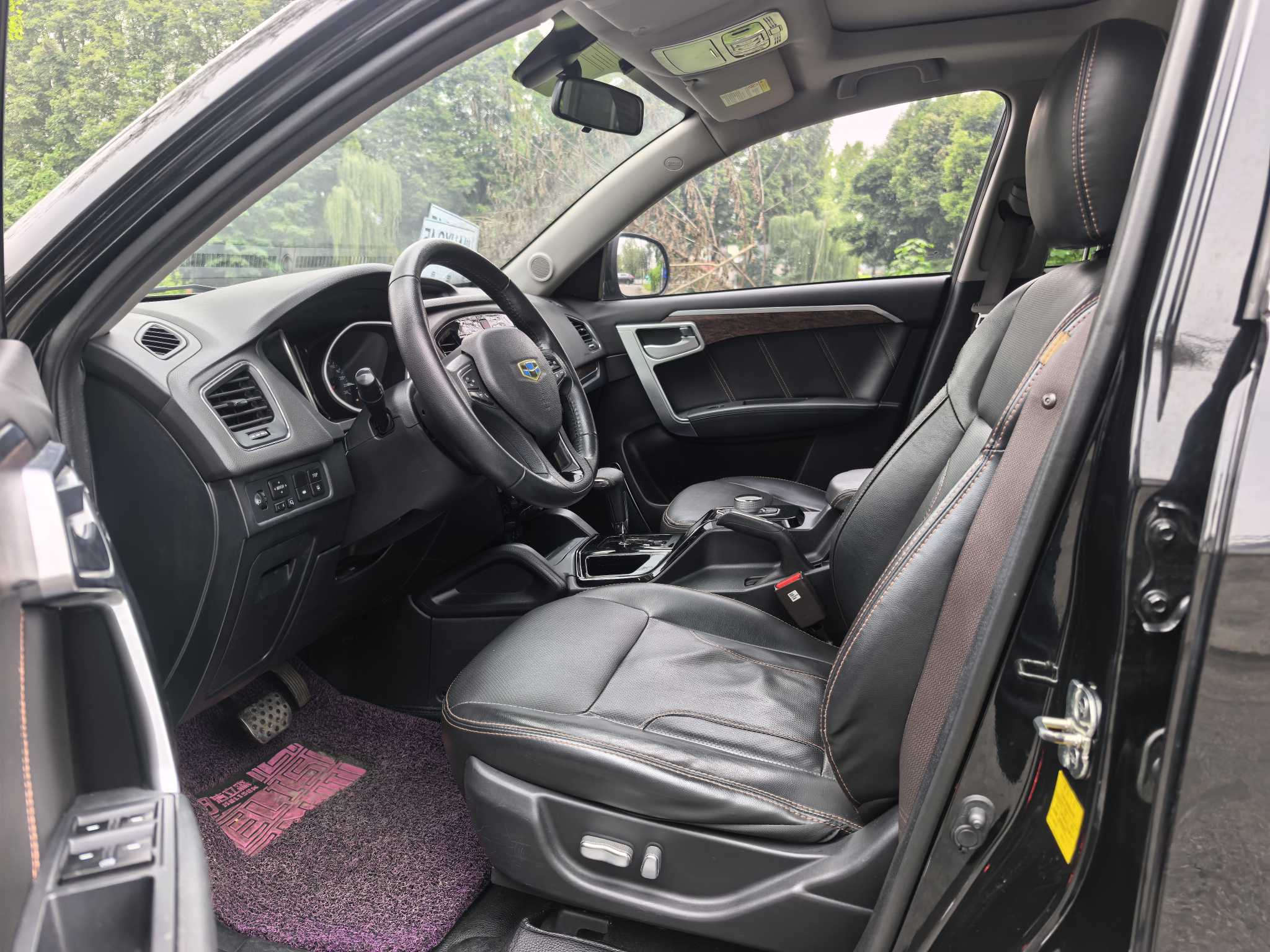 GEELY HaoQing 2015 car image #7