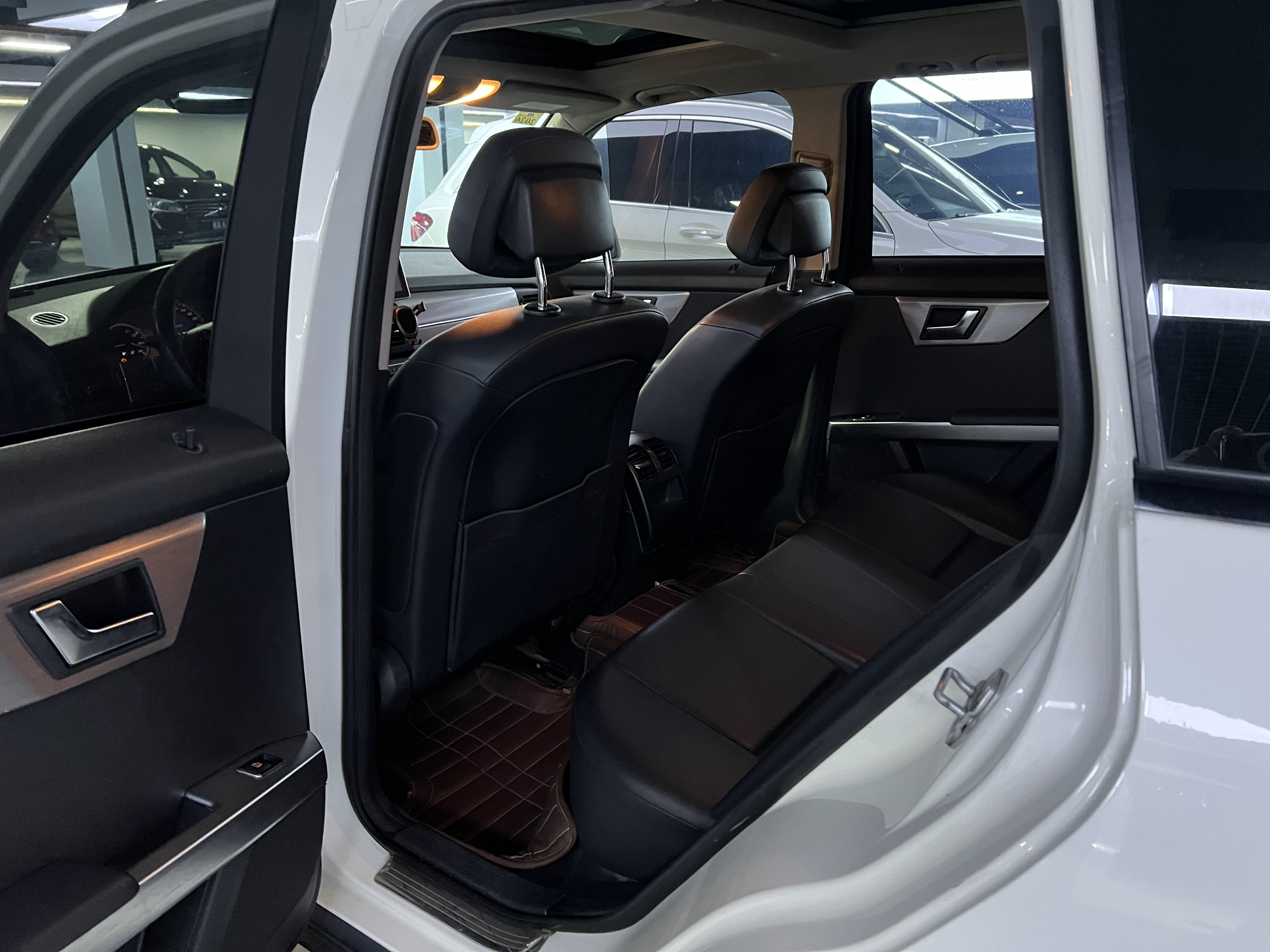 Mercedes-Benz GLK Class (Imported) 2012 immagine di auto #7