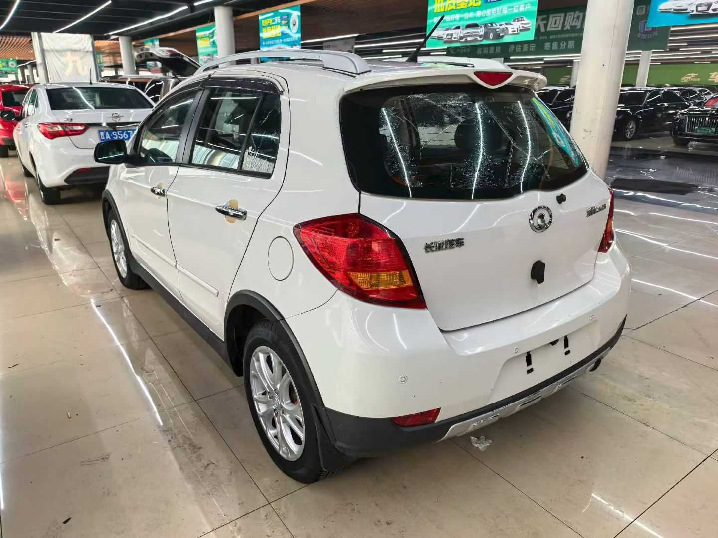 Great Wall C20R 2013 car image #7