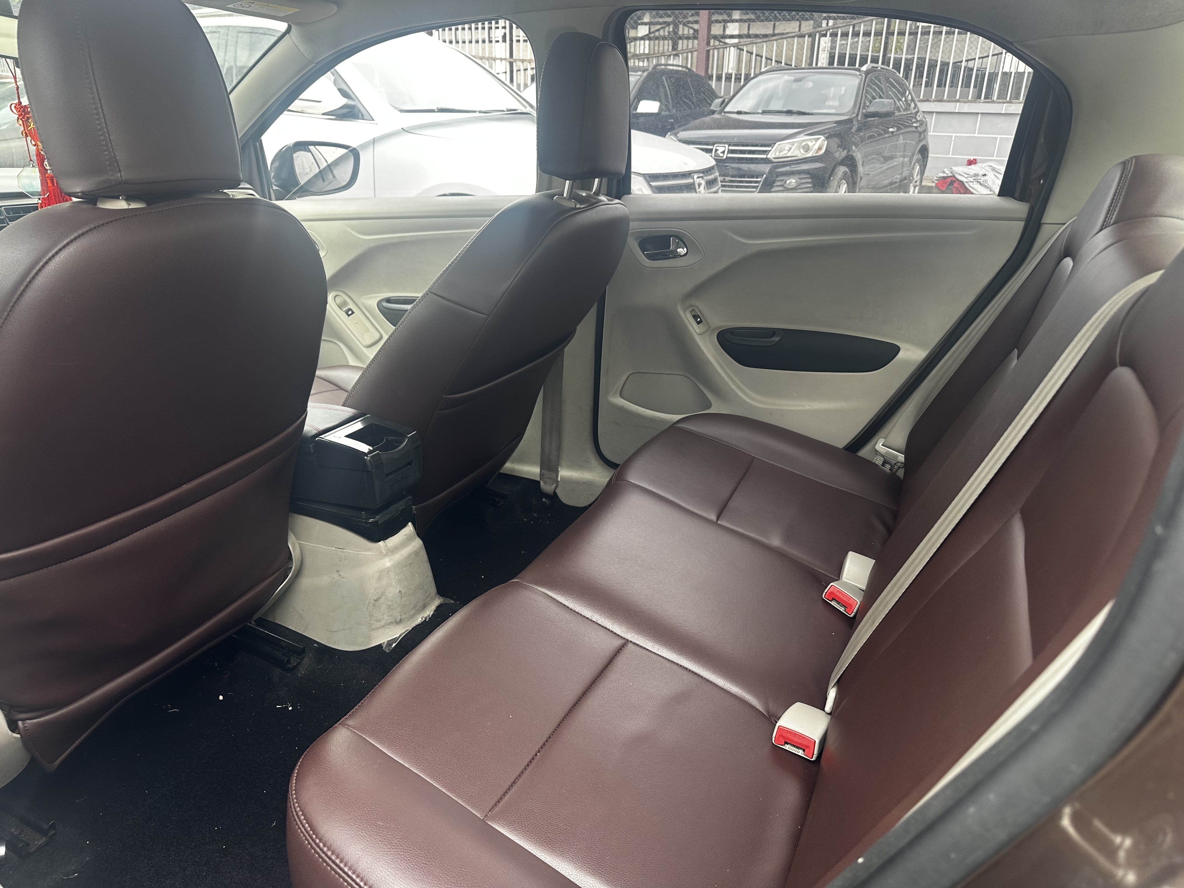 Citroen C-Elysée 2014 imagem de carro #7