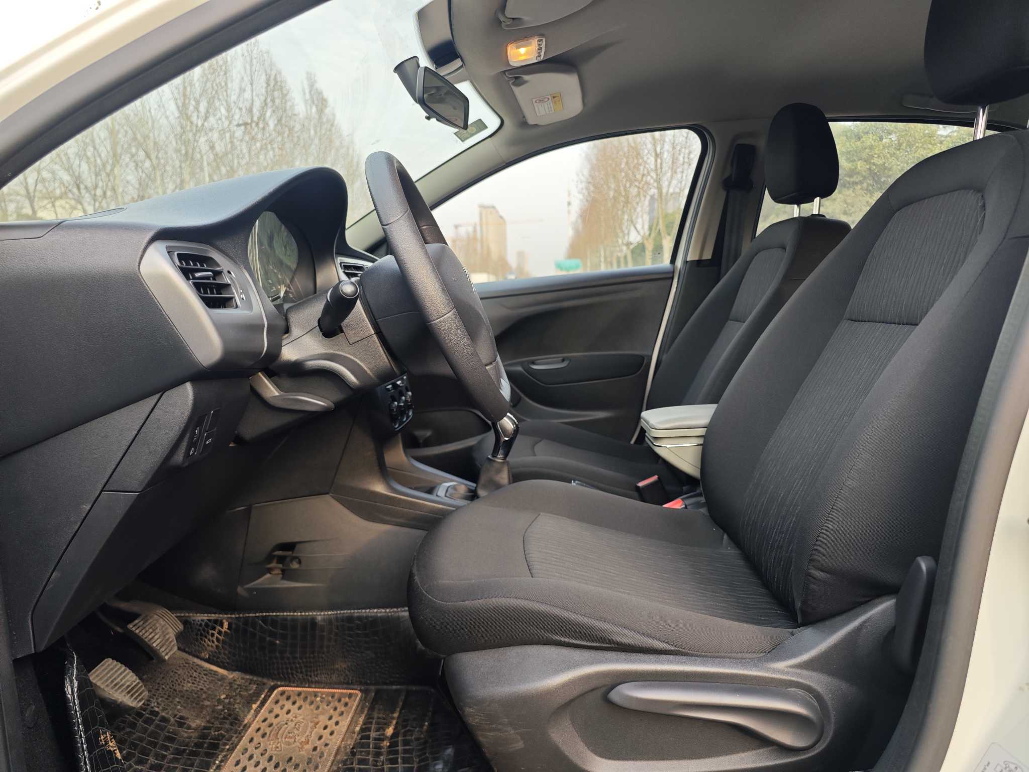 Citroen C-Elysée 2015 #7 Citroen C-Elysée 2015 immagine di auto #7