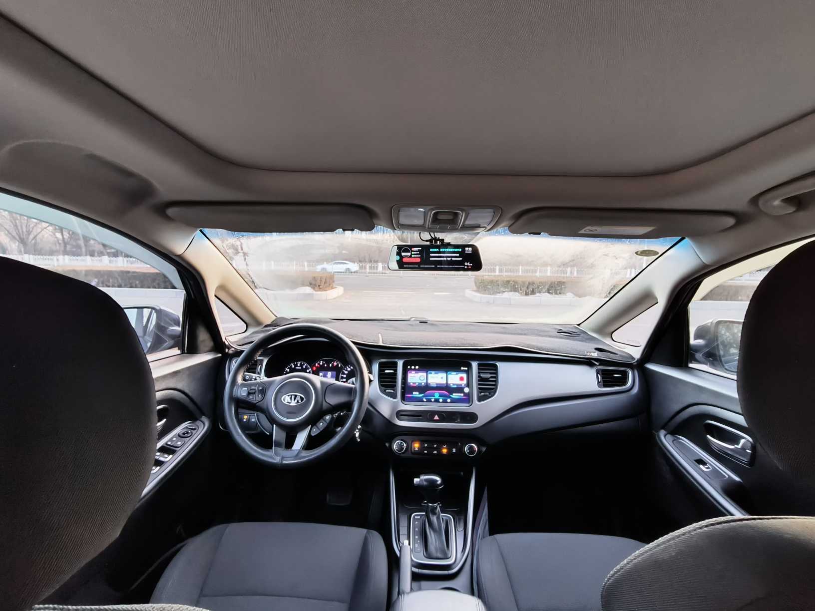 Kia Carens 2014 immagine di auto #7