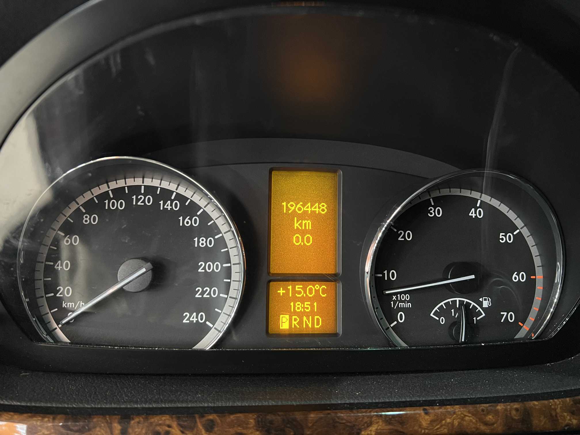 Mercedes-Benz Viano (Imported) 2011 car image #7