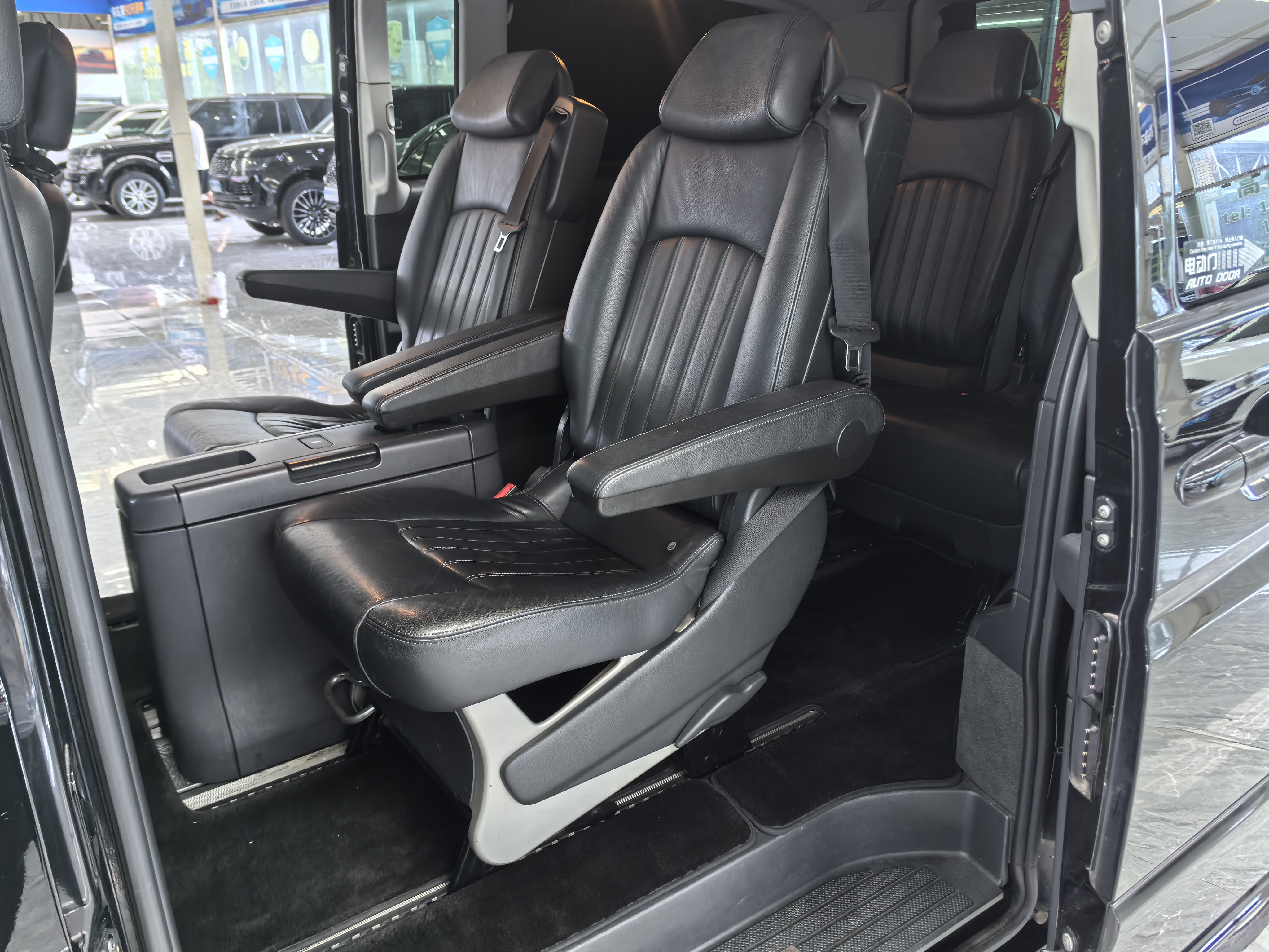 Mercedes-Benz Viano (Imported) 2012 car image #7