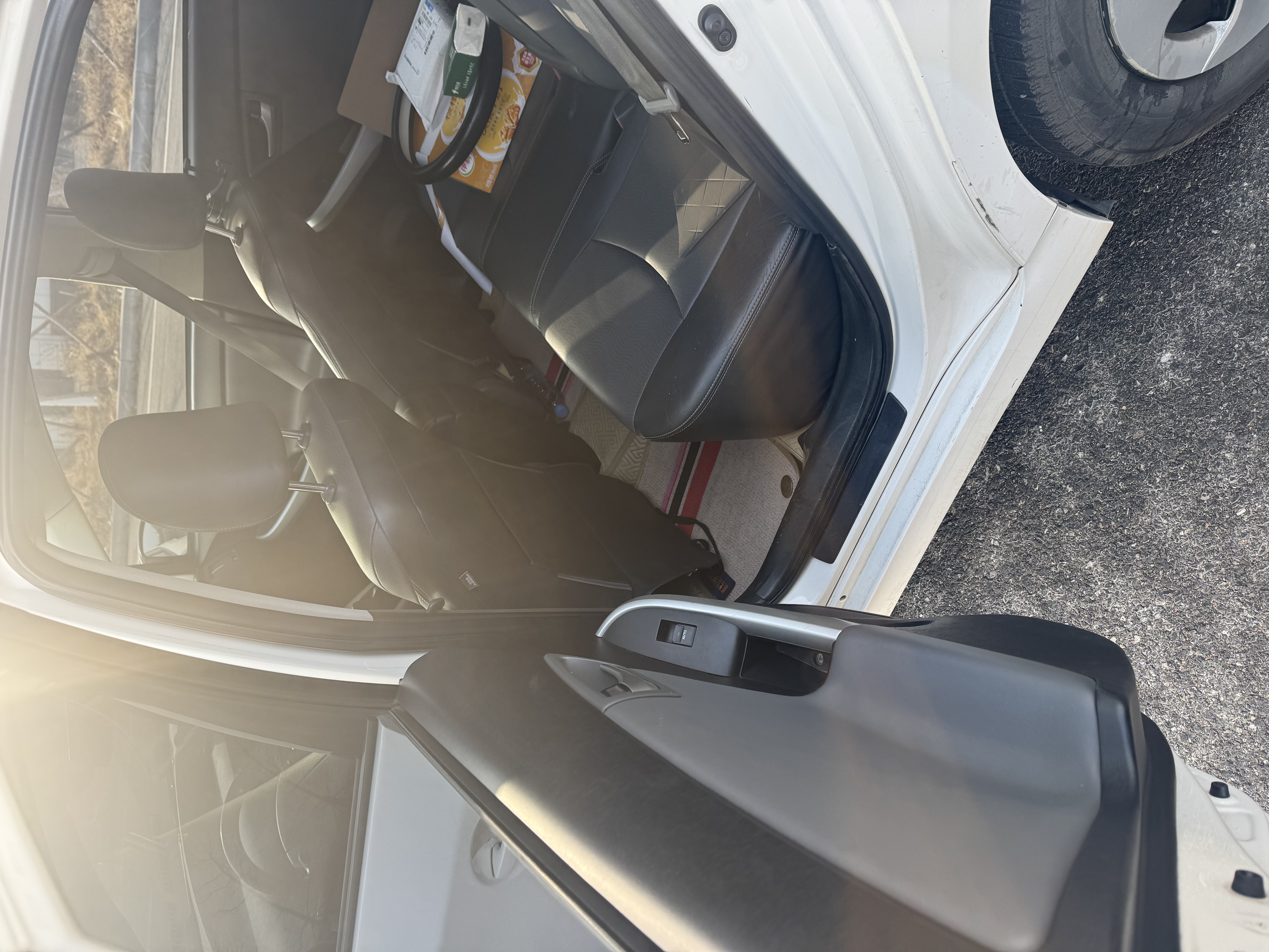 Toyota Prius 2012 immagine di auto #7