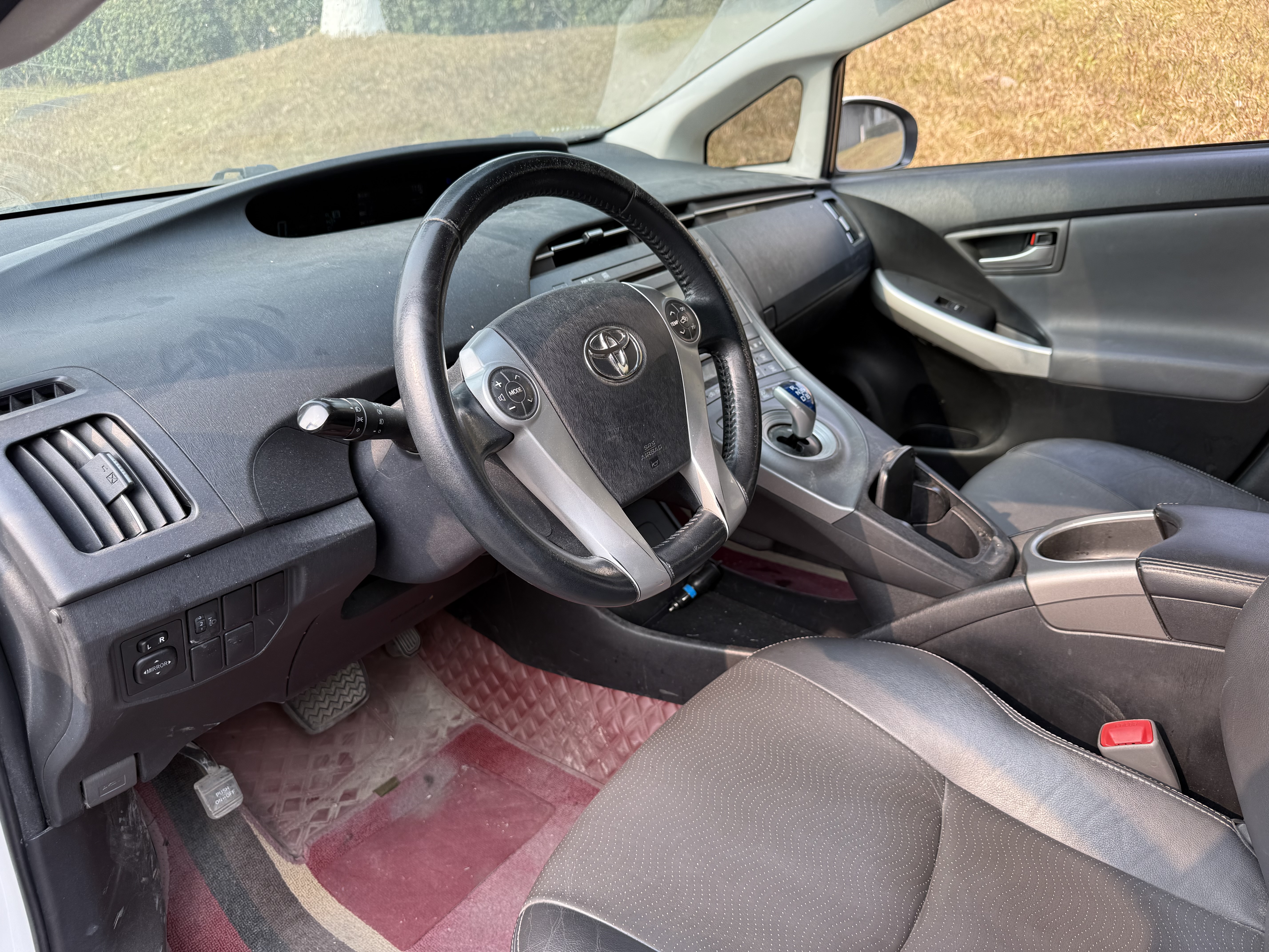 Toyota Prius 2015 car image #7