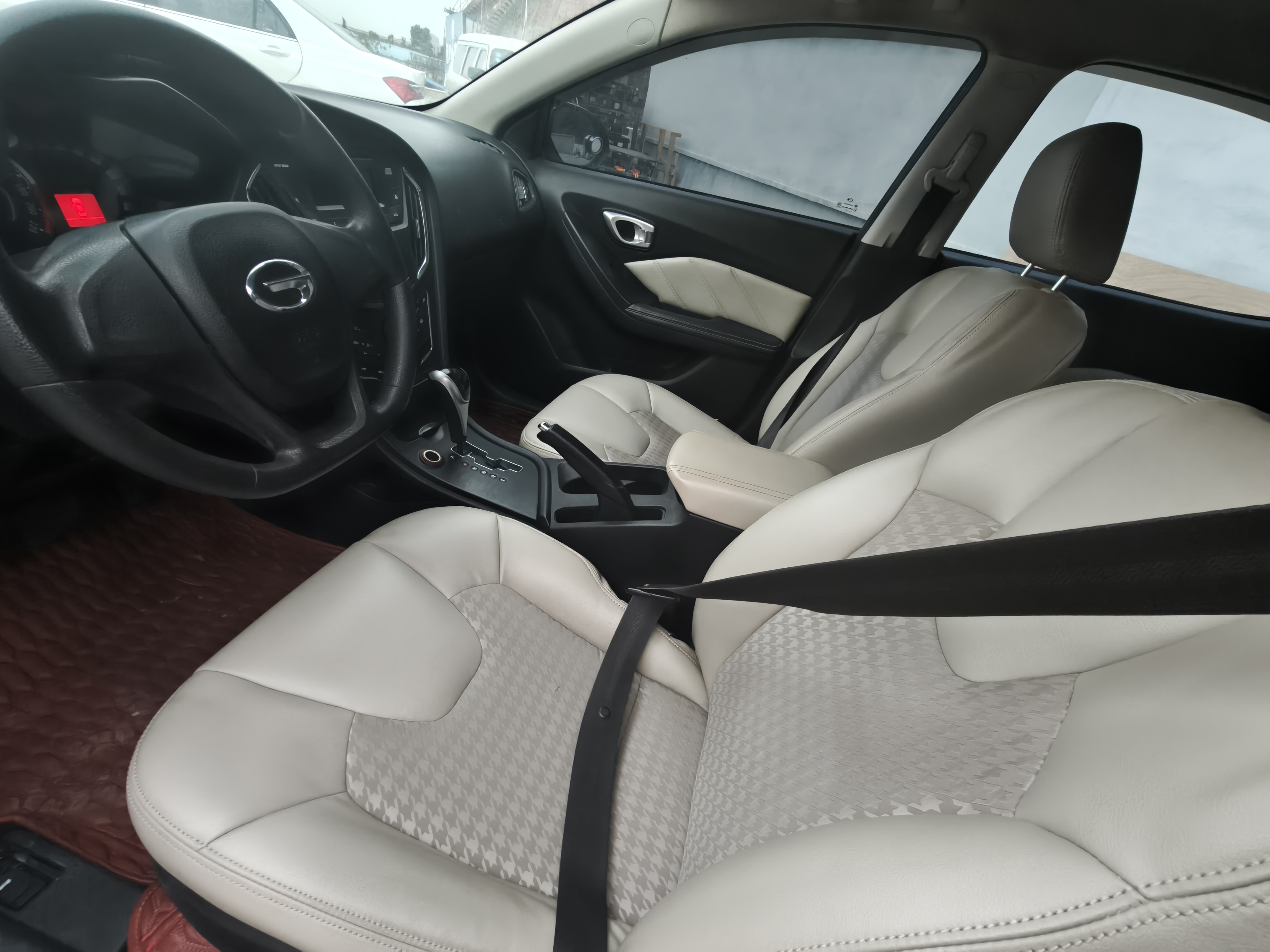 GAC Trumpchi GA3S 2015 image de voiture #7