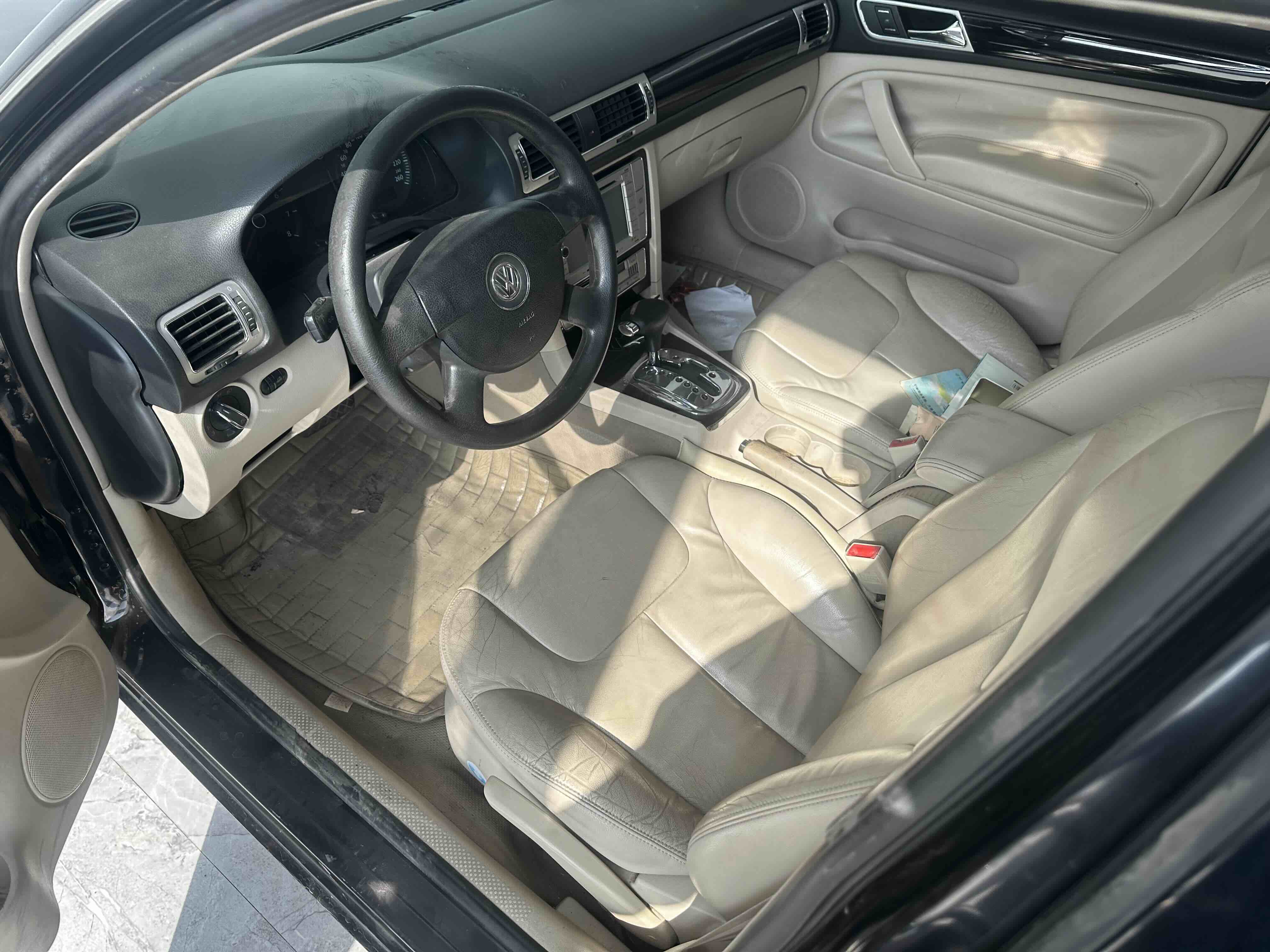 Volkswagen Passat Lingyu 2011 car image #7