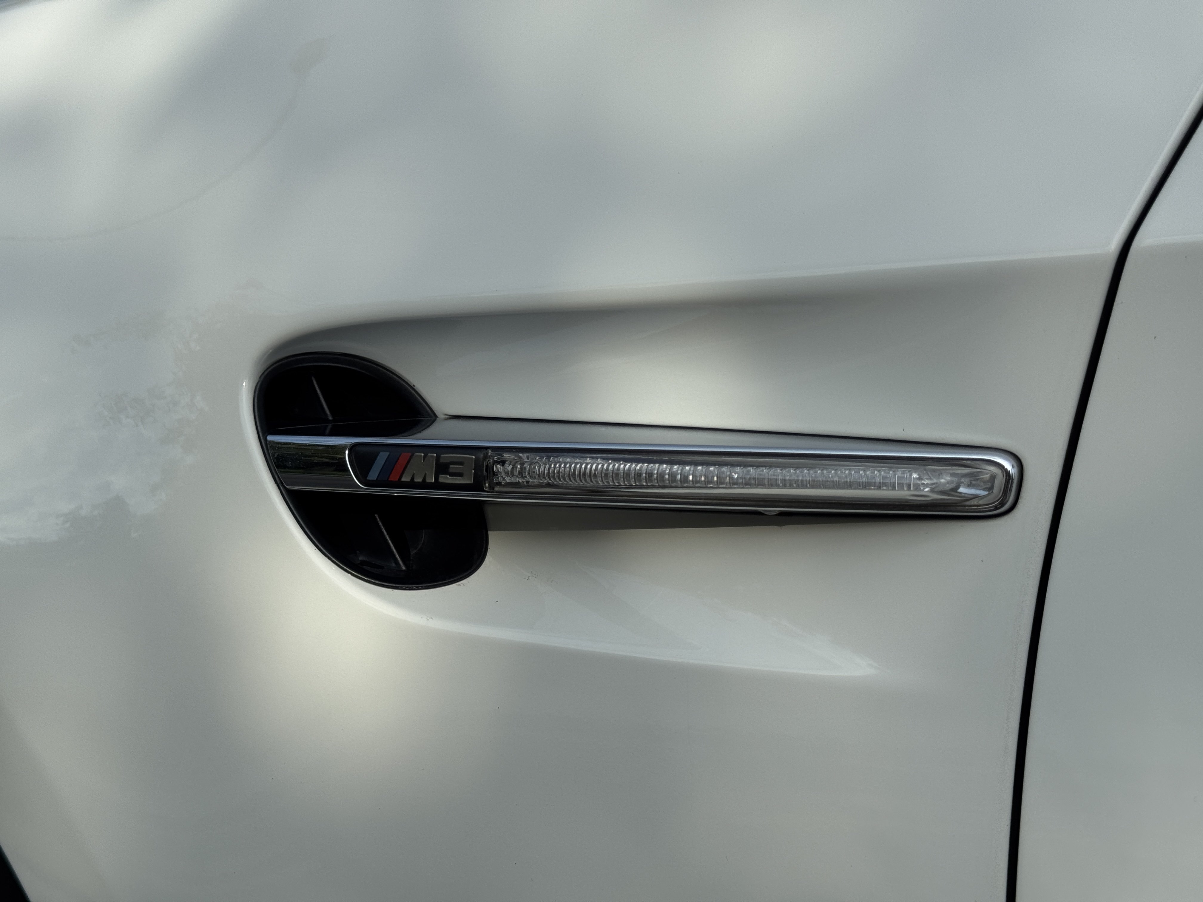 BMW M3 2010 #7 BMW M3 2010 car image #7