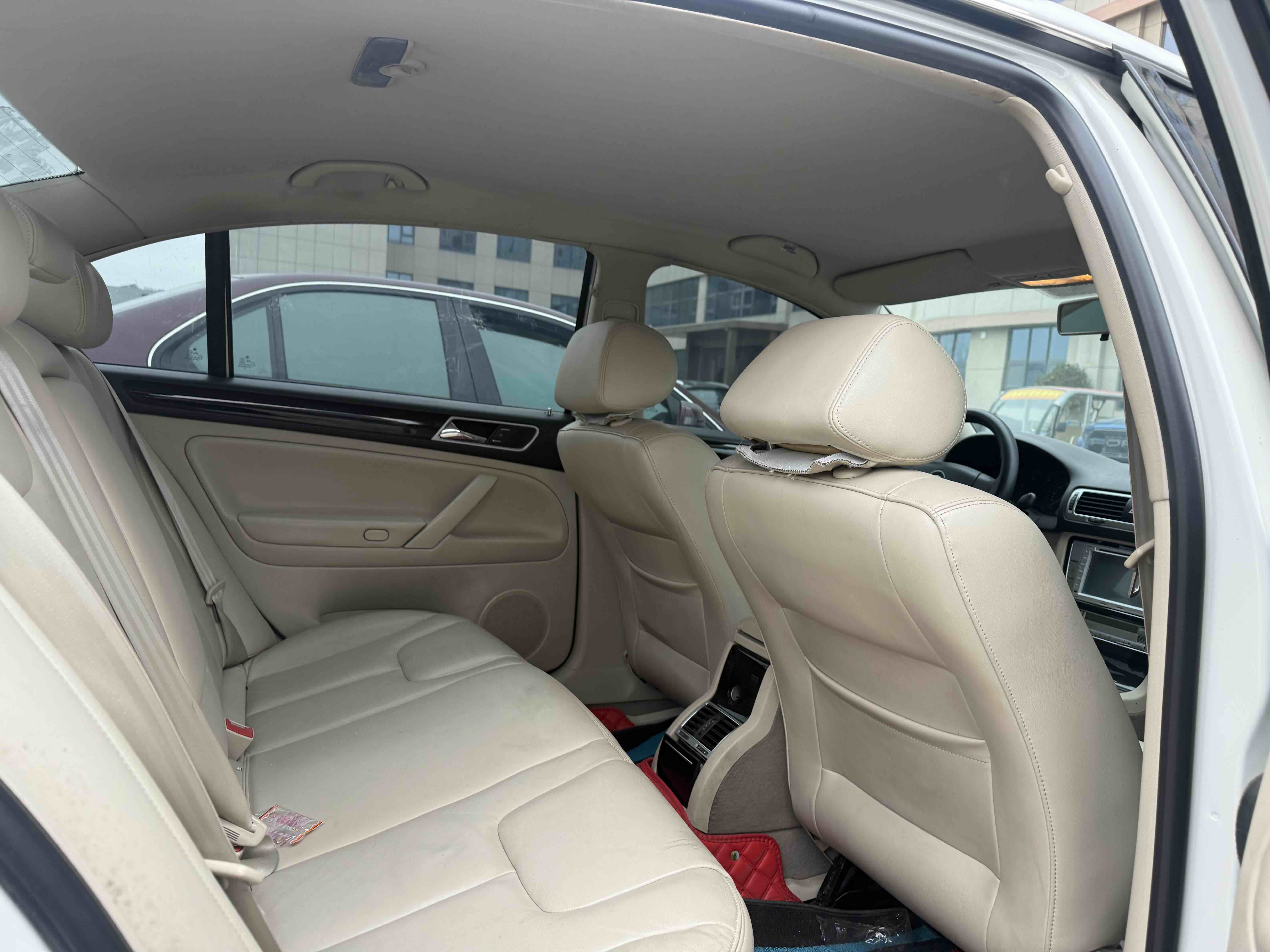 Volkswagen Passat Lingyu 2012 car image #7