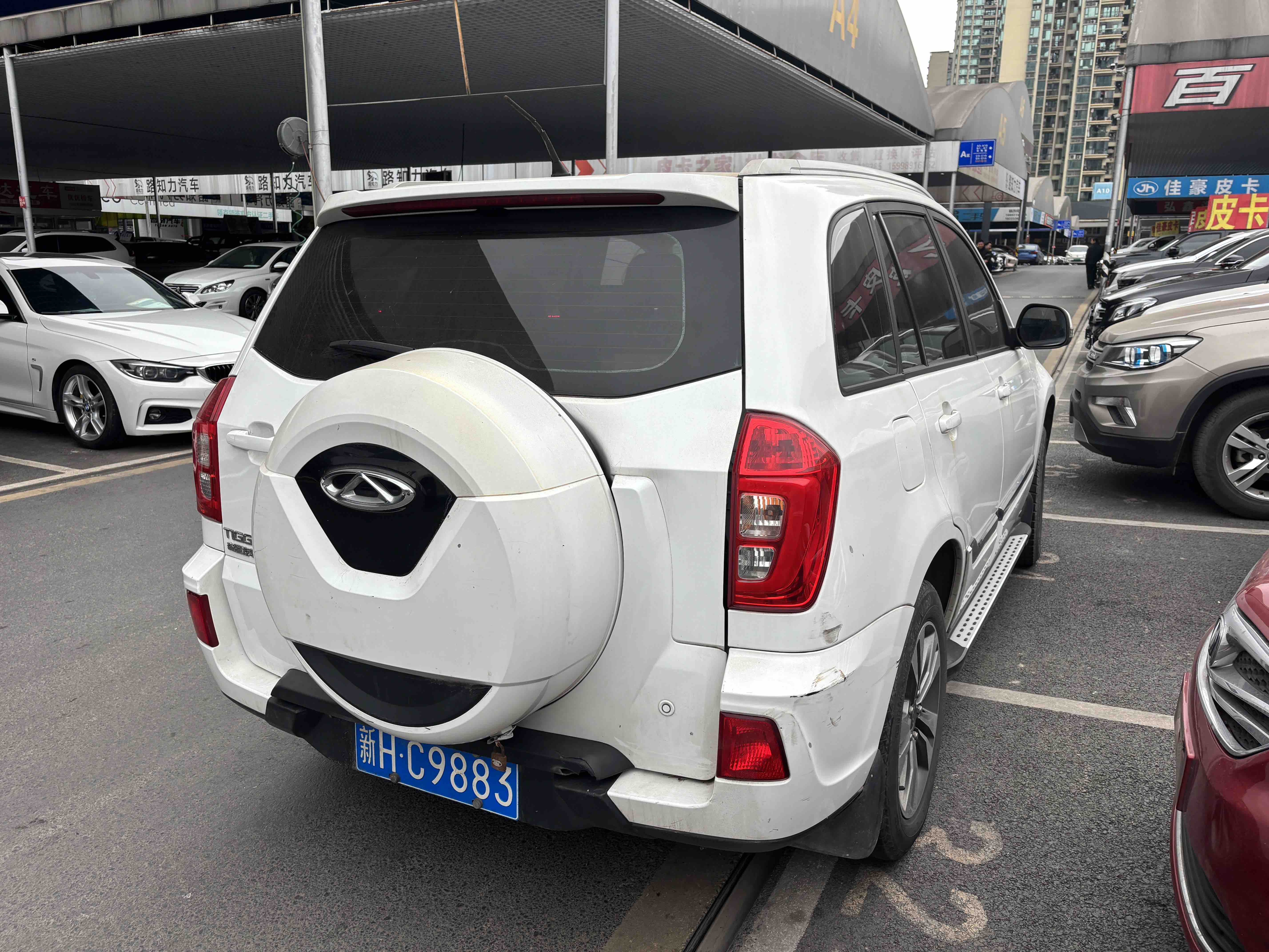 Tiggo 3 2014 #7 Tiggo 3 2014 car image #7