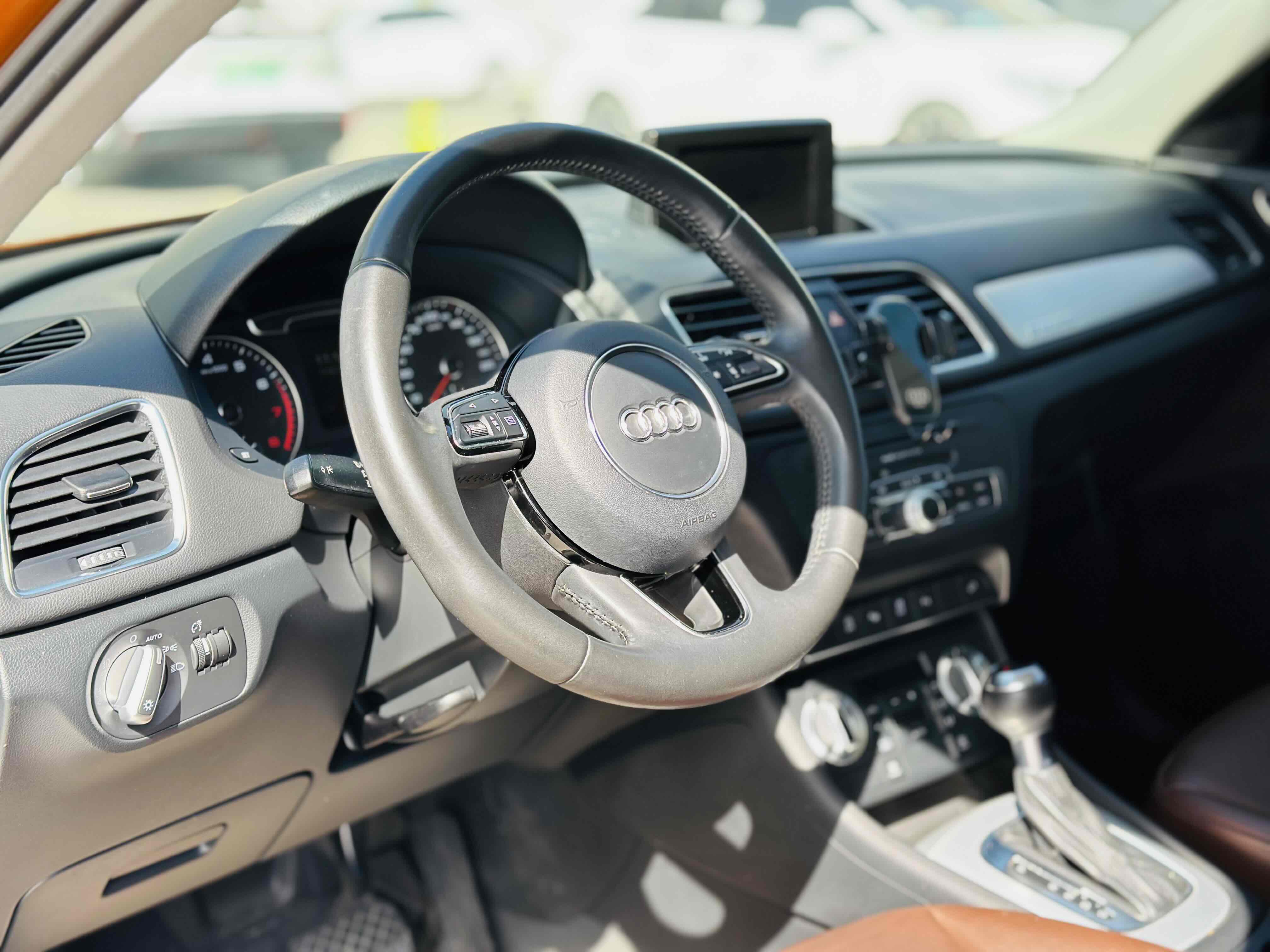 Audi Q3 (Imported) 2013 car image #7