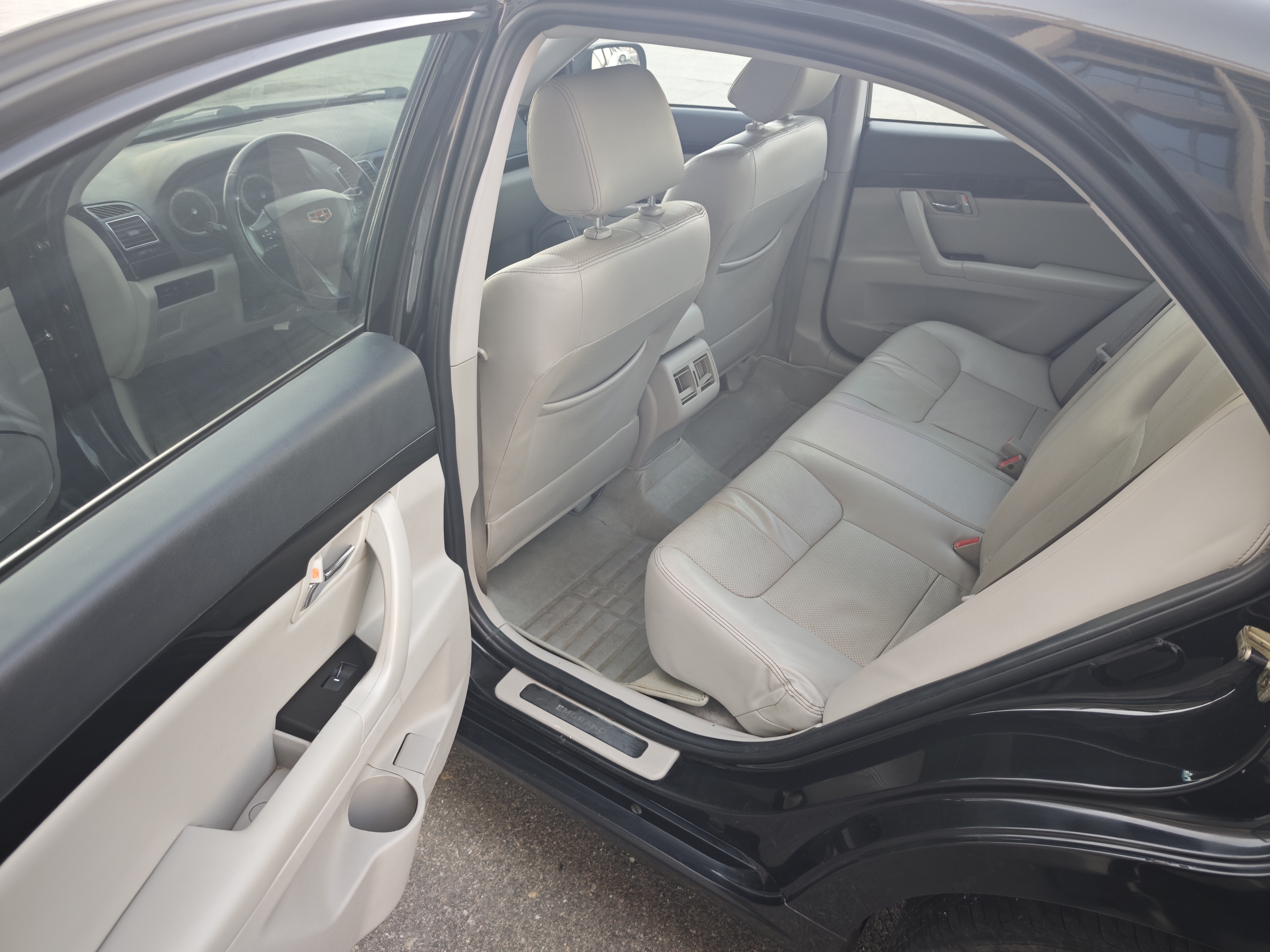 GEELY EC8 2014 car image #7