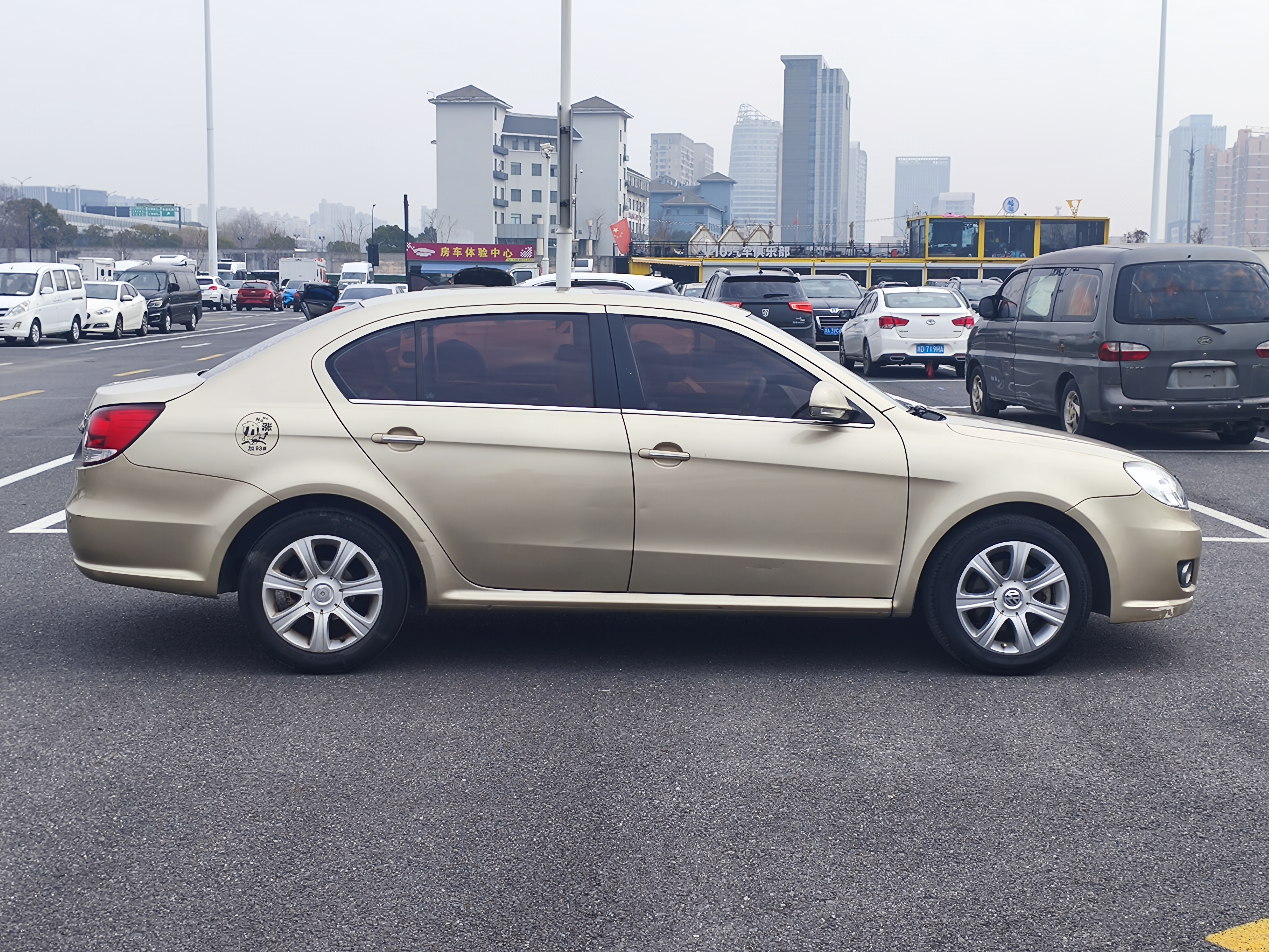 Volkswagen Lavida 2011 car image #7