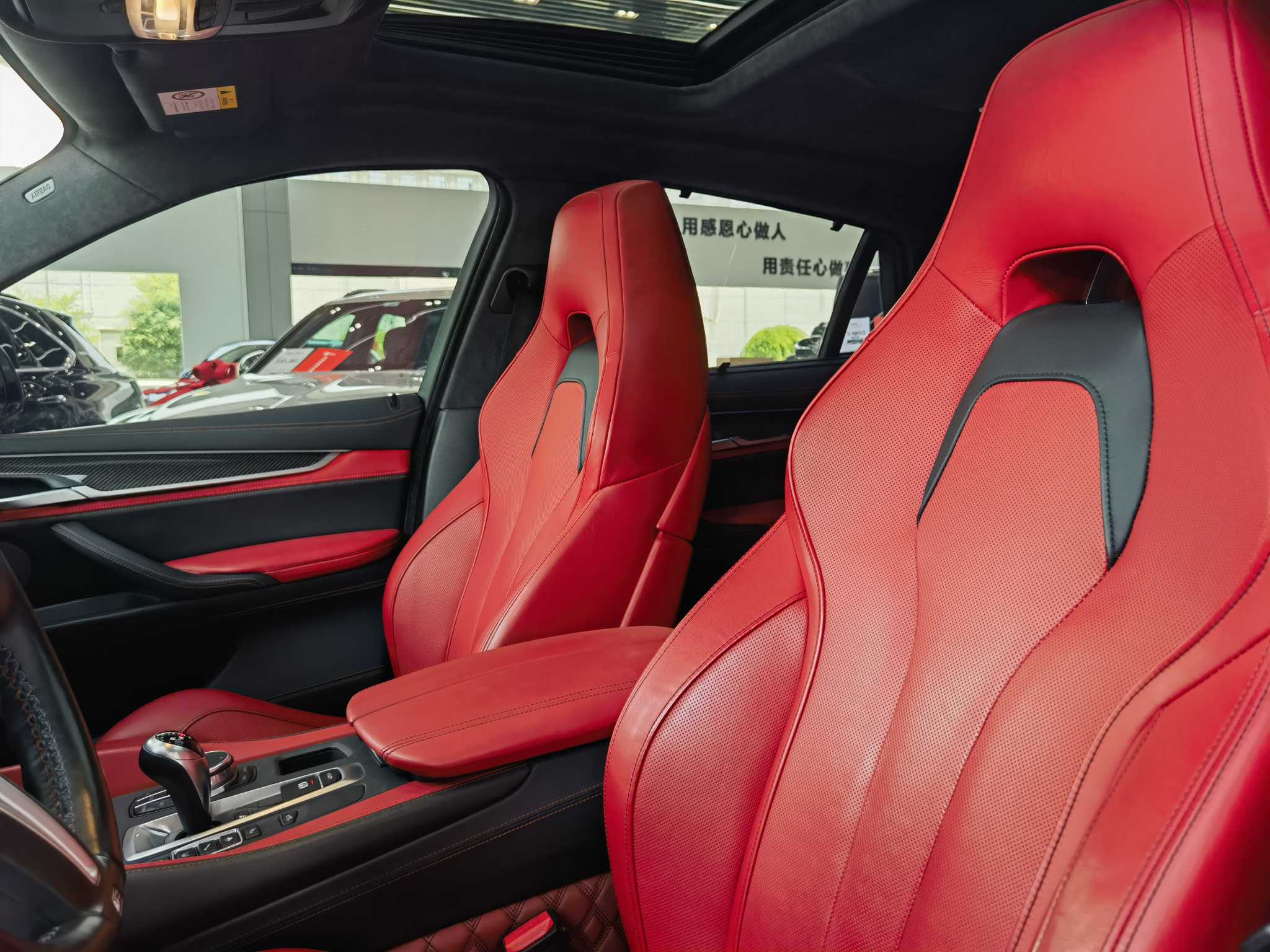 BMW X6 M 2019 immagine di auto #7