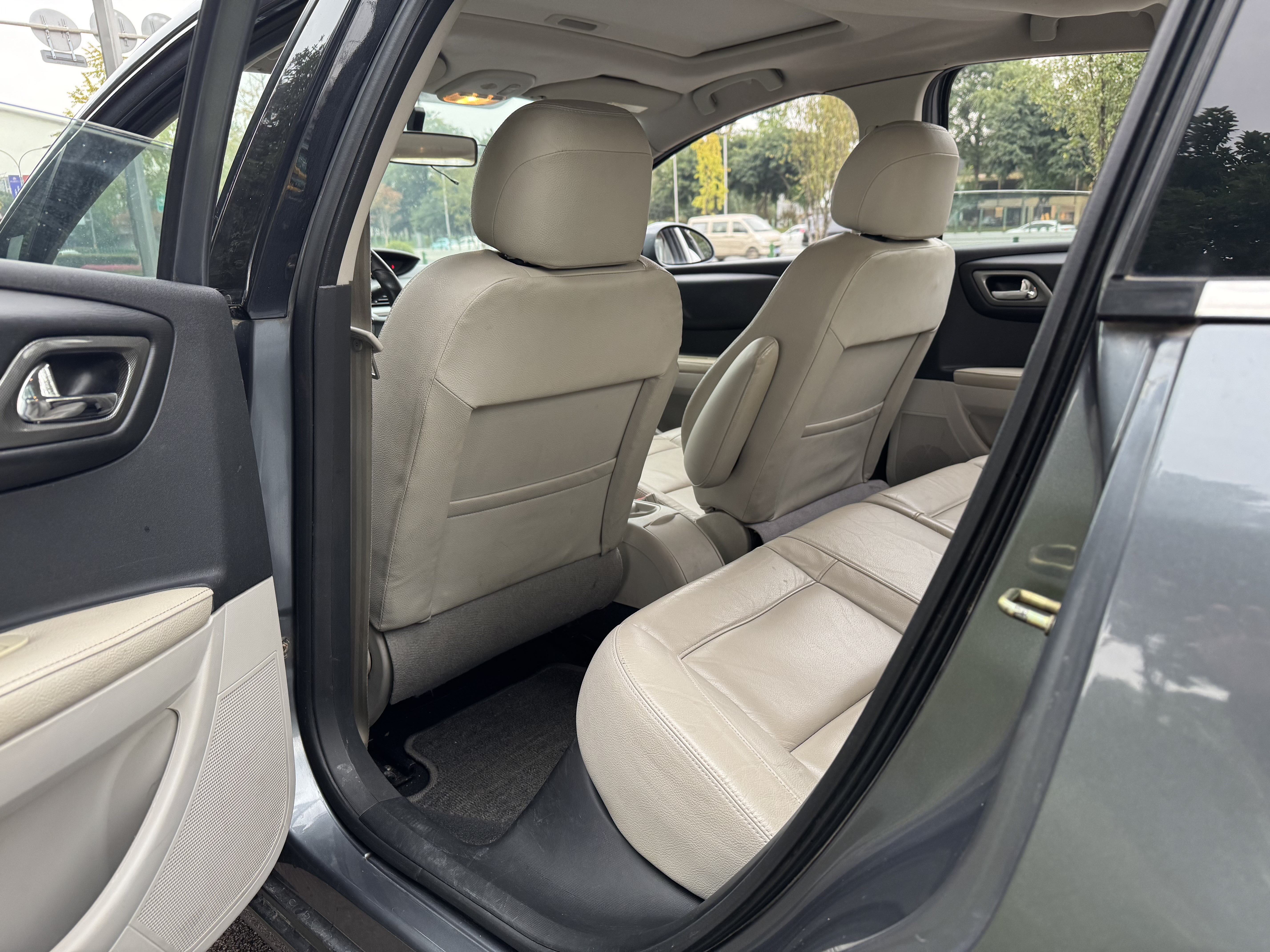 Citroen C-Quatre 2012 car image #7