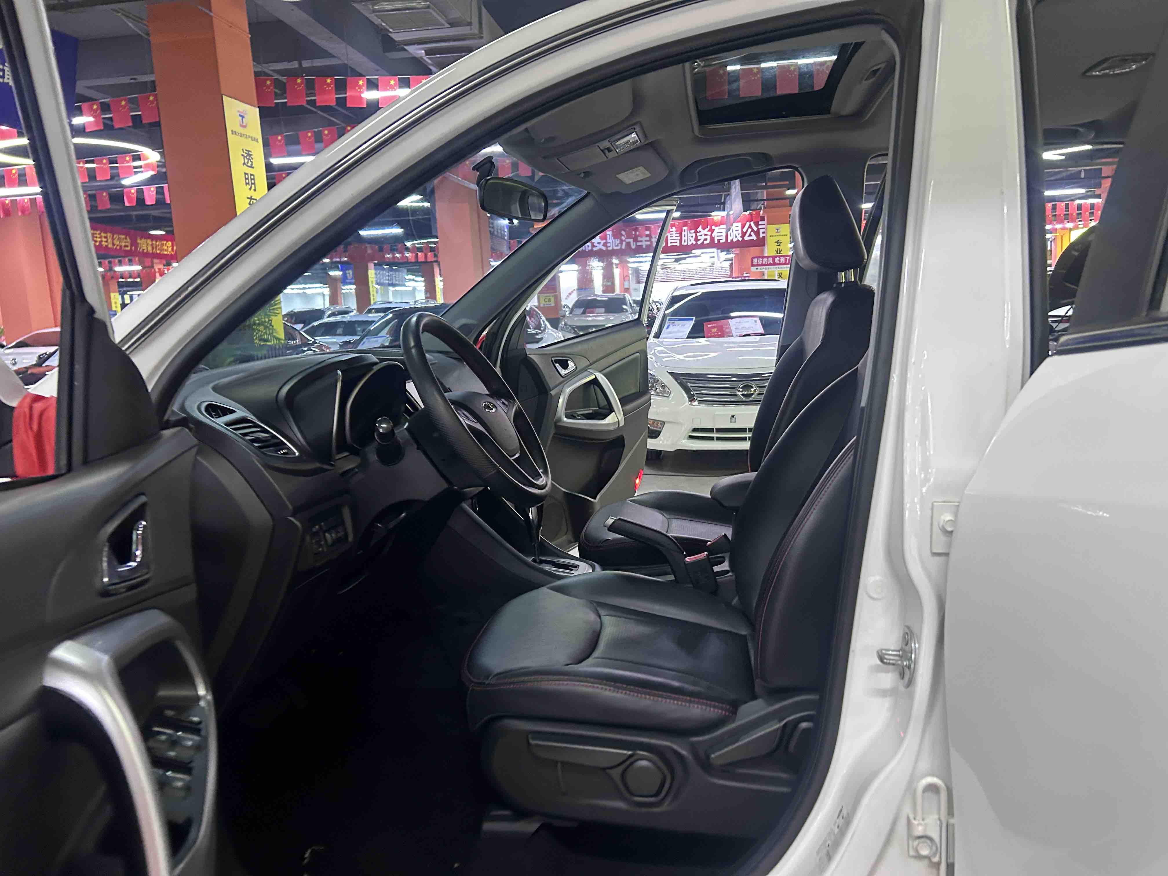 Tiggo 5 2015 #7 Tiggo 5 2015 car image #7
