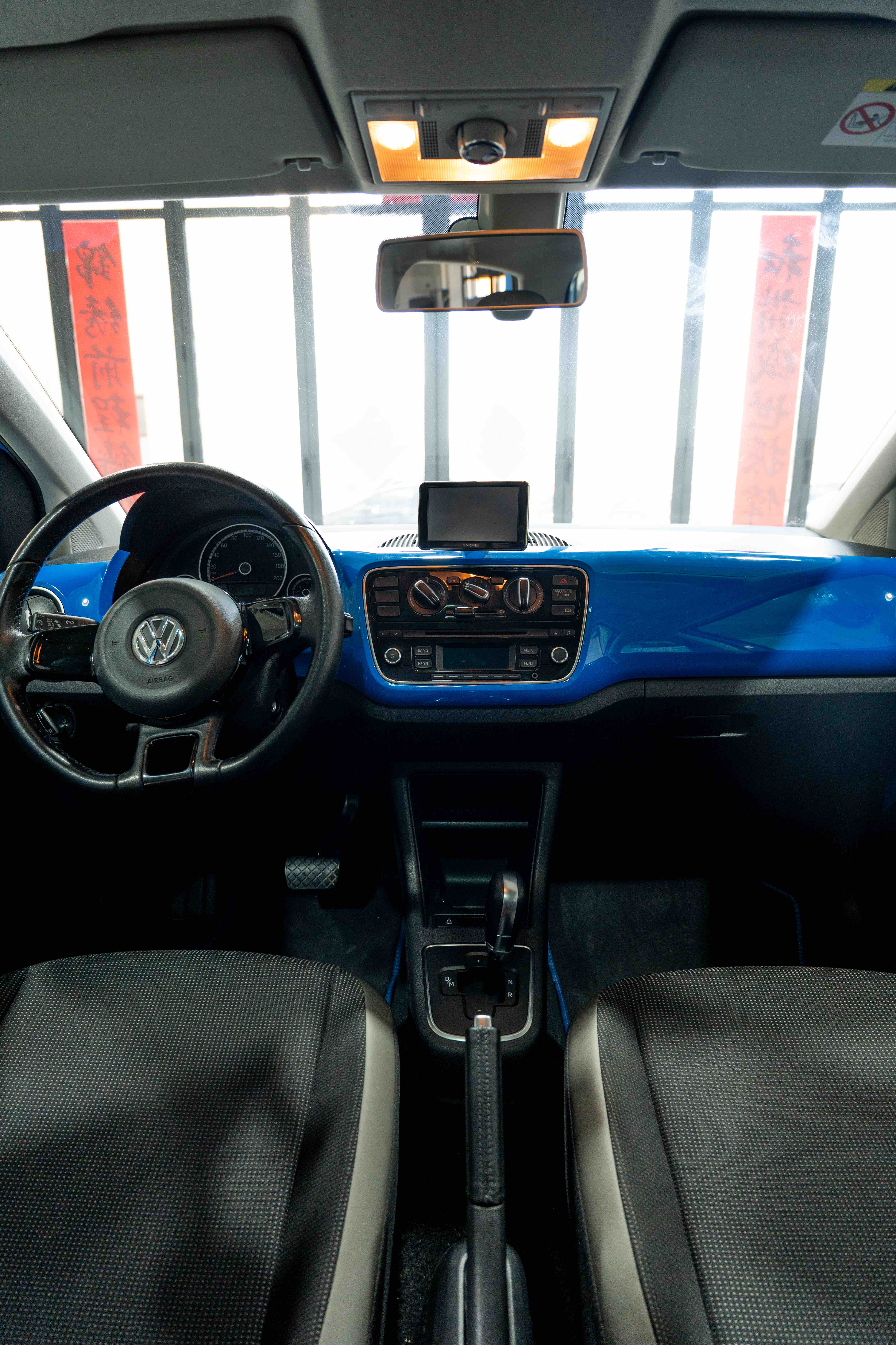 Volkswagen up! 2015 immagine di auto #7