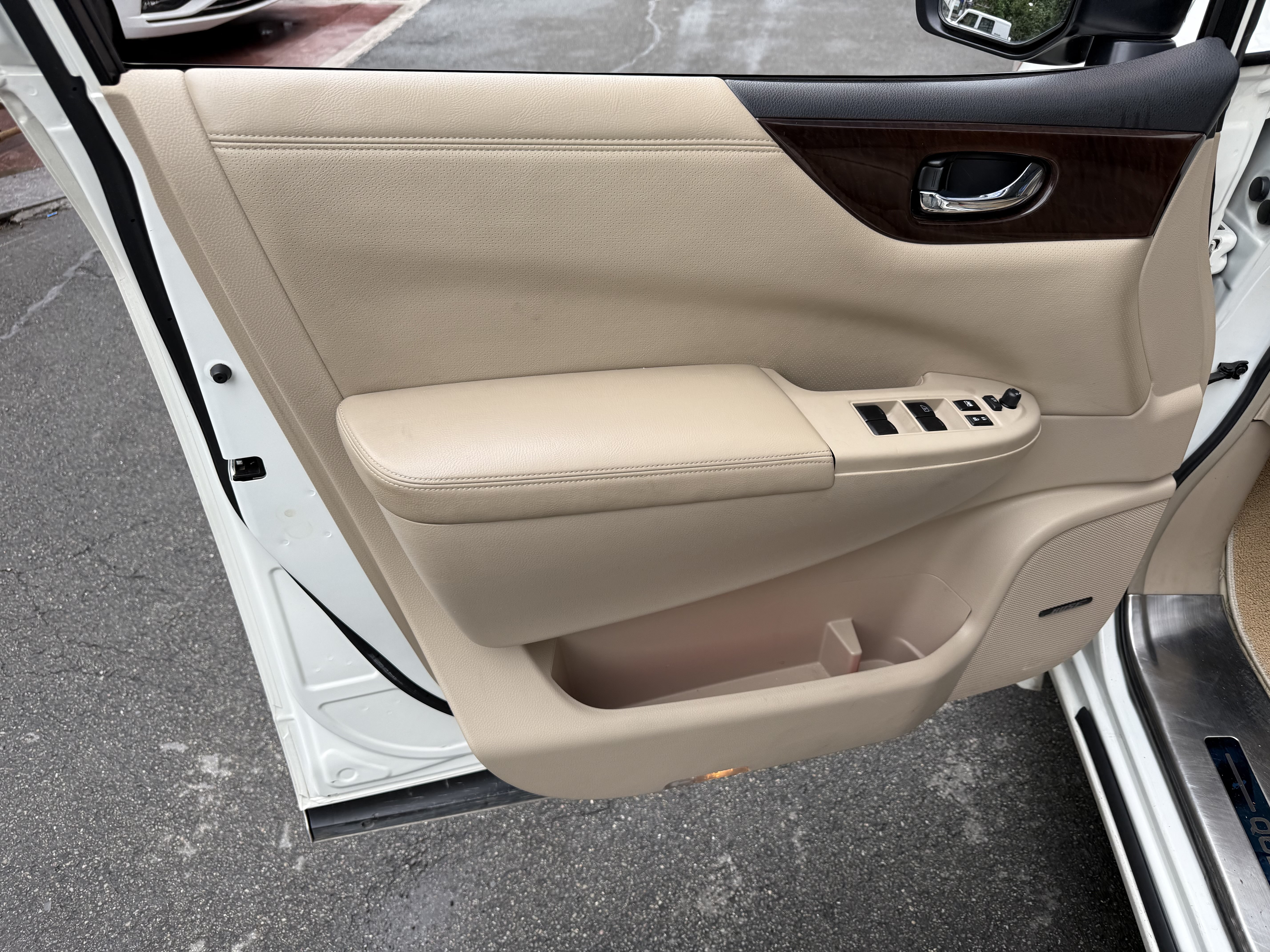 Nissan Quest 2017 imagen de coche #7