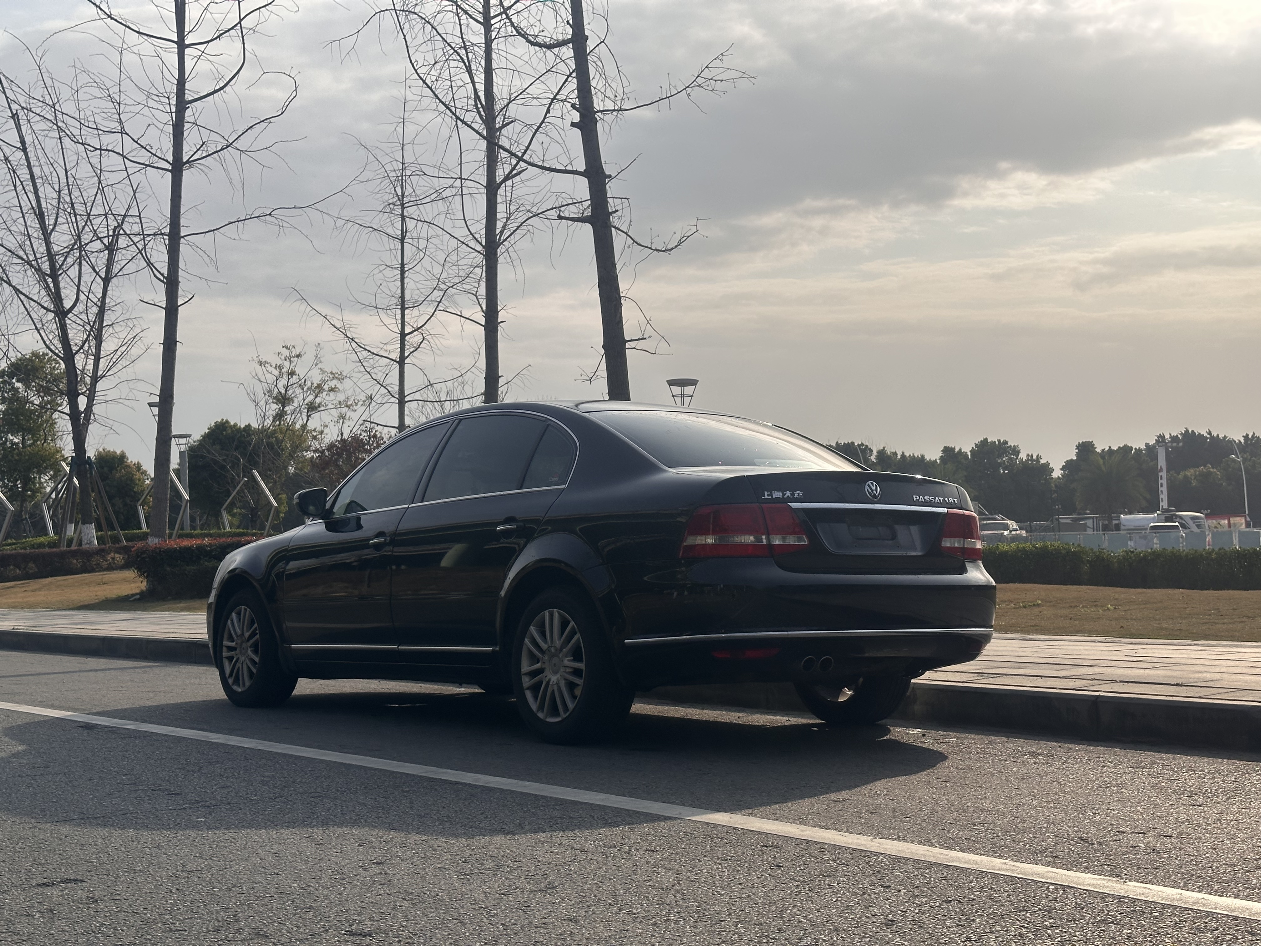 Volkswagen Passat Lingyu 2010 car image #7