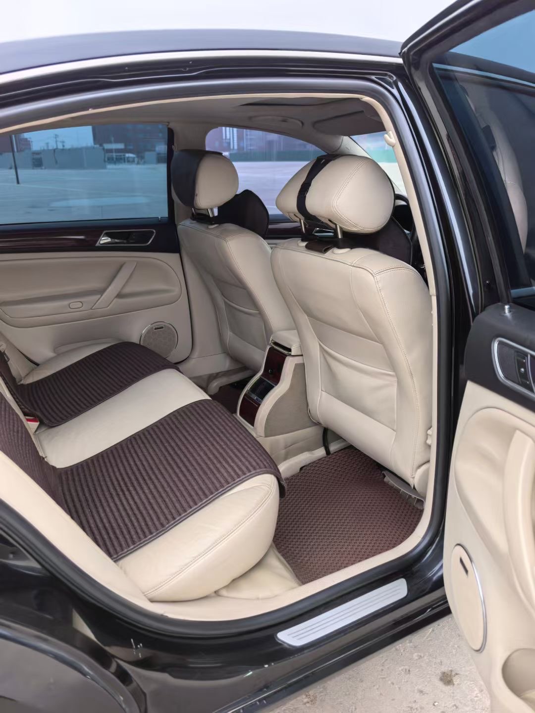 Volkswagen Passat Lingyu 2010 car image #7