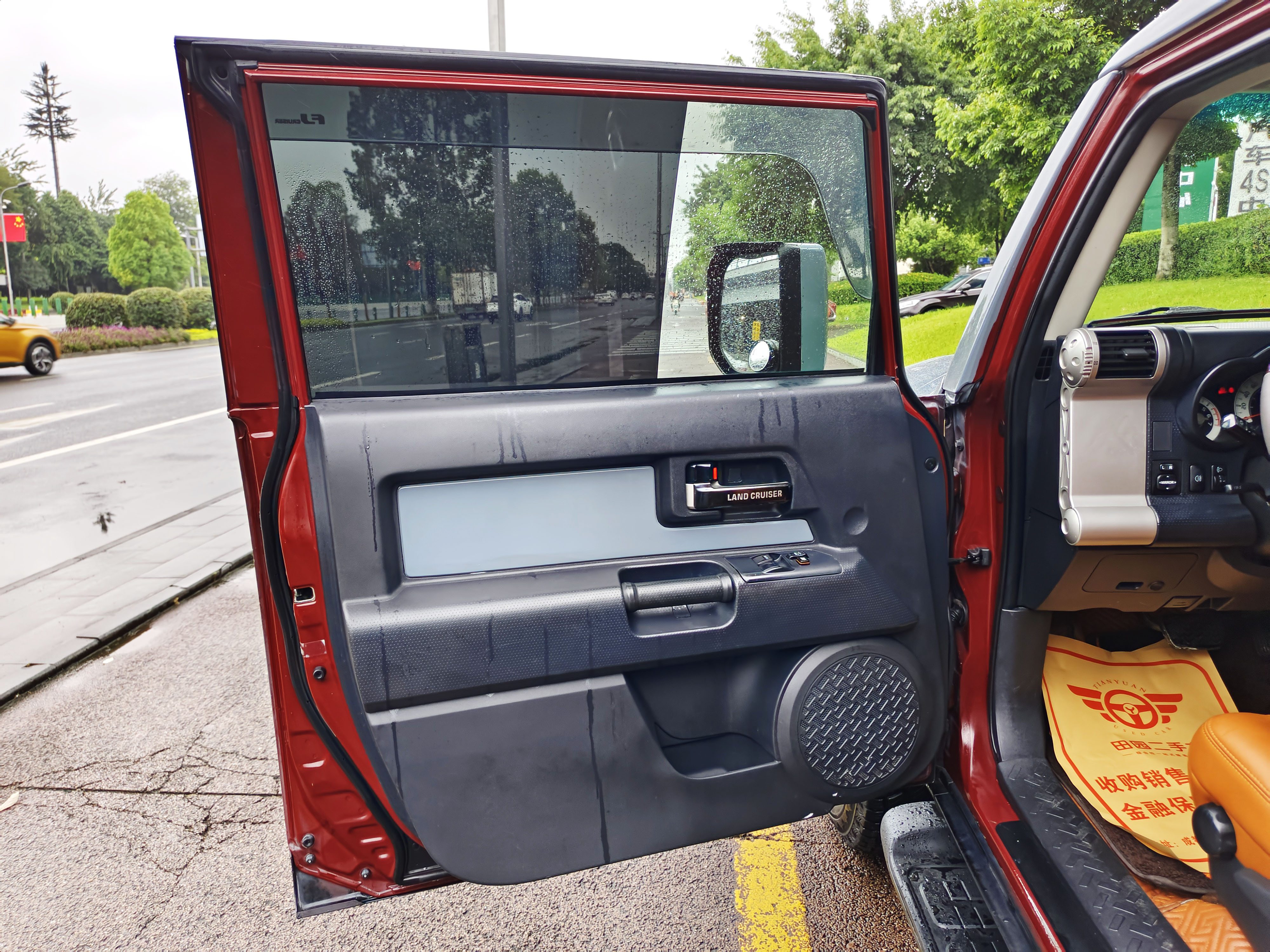 Toyota FJ Cruiser 2010 #7 Toyota FJ Cruiser 2010 car image #7