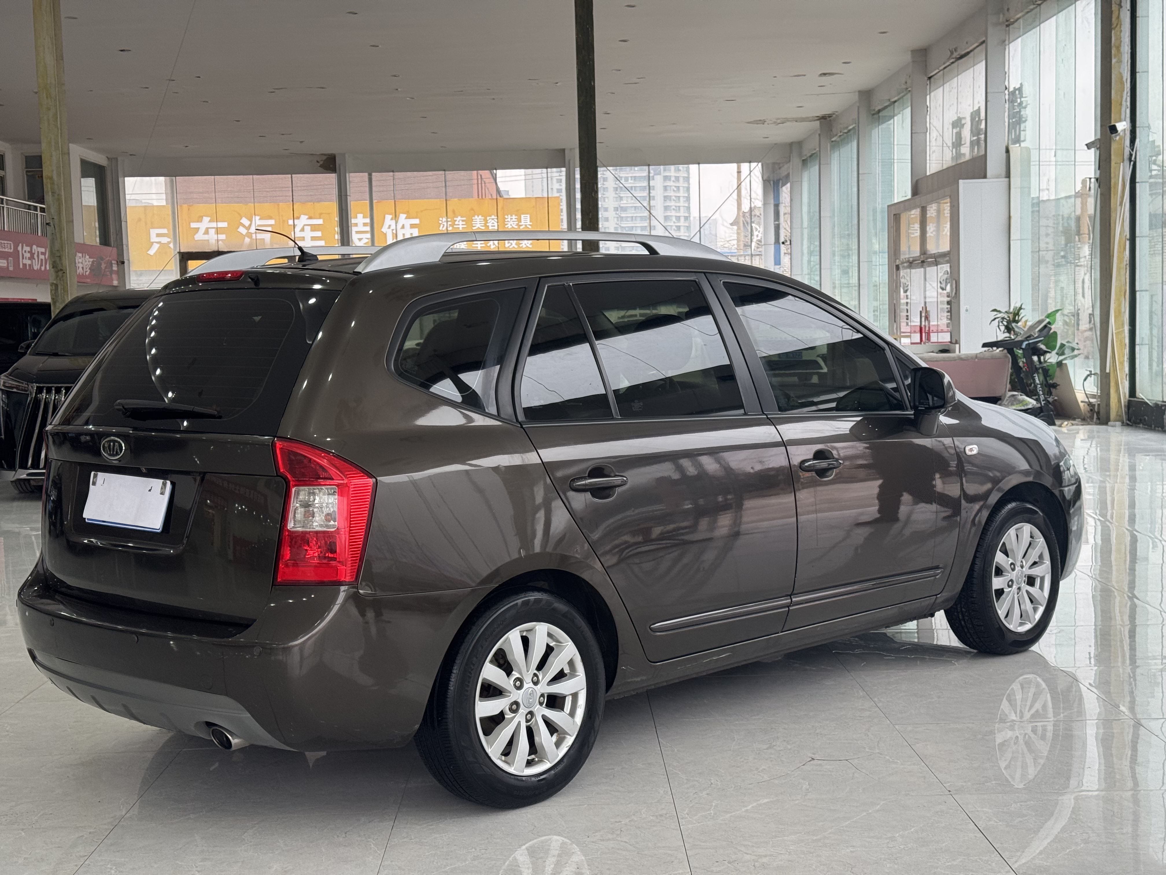 起亚 佳乐 2012 汽车图片 #7