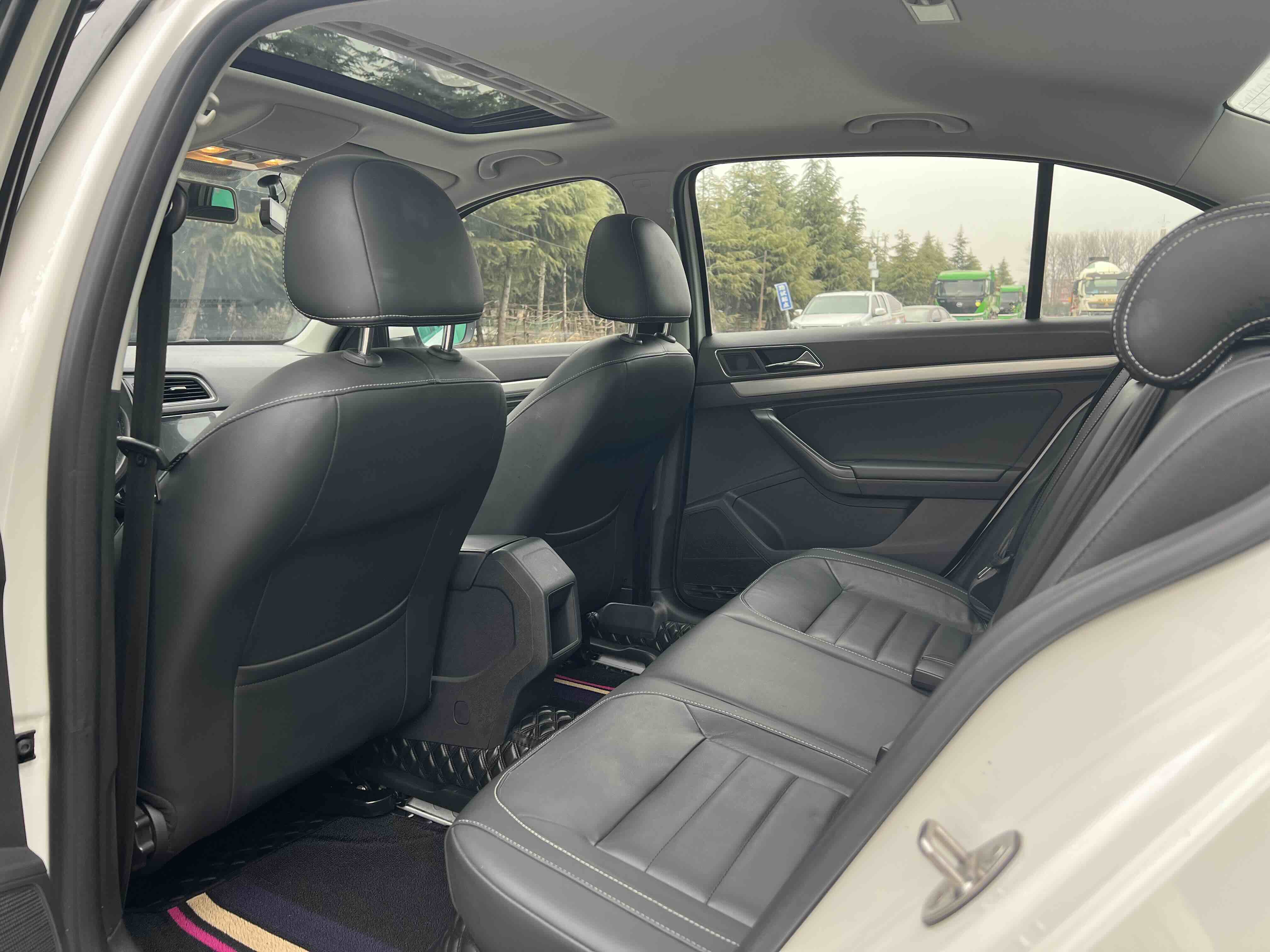 Volkswagen Lavida 2018 car image #7