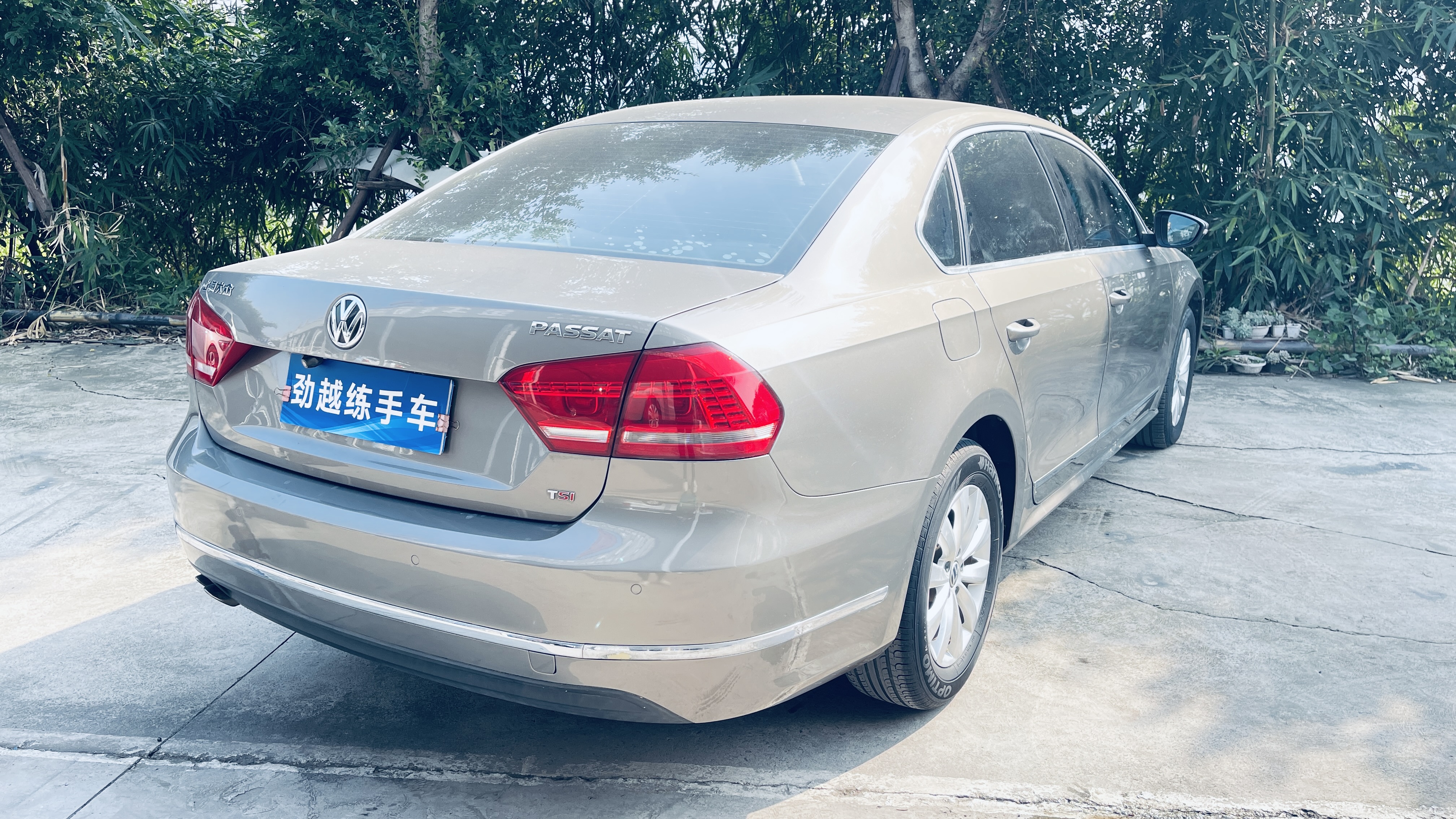 Volkswagen Passat 2016 car image #7