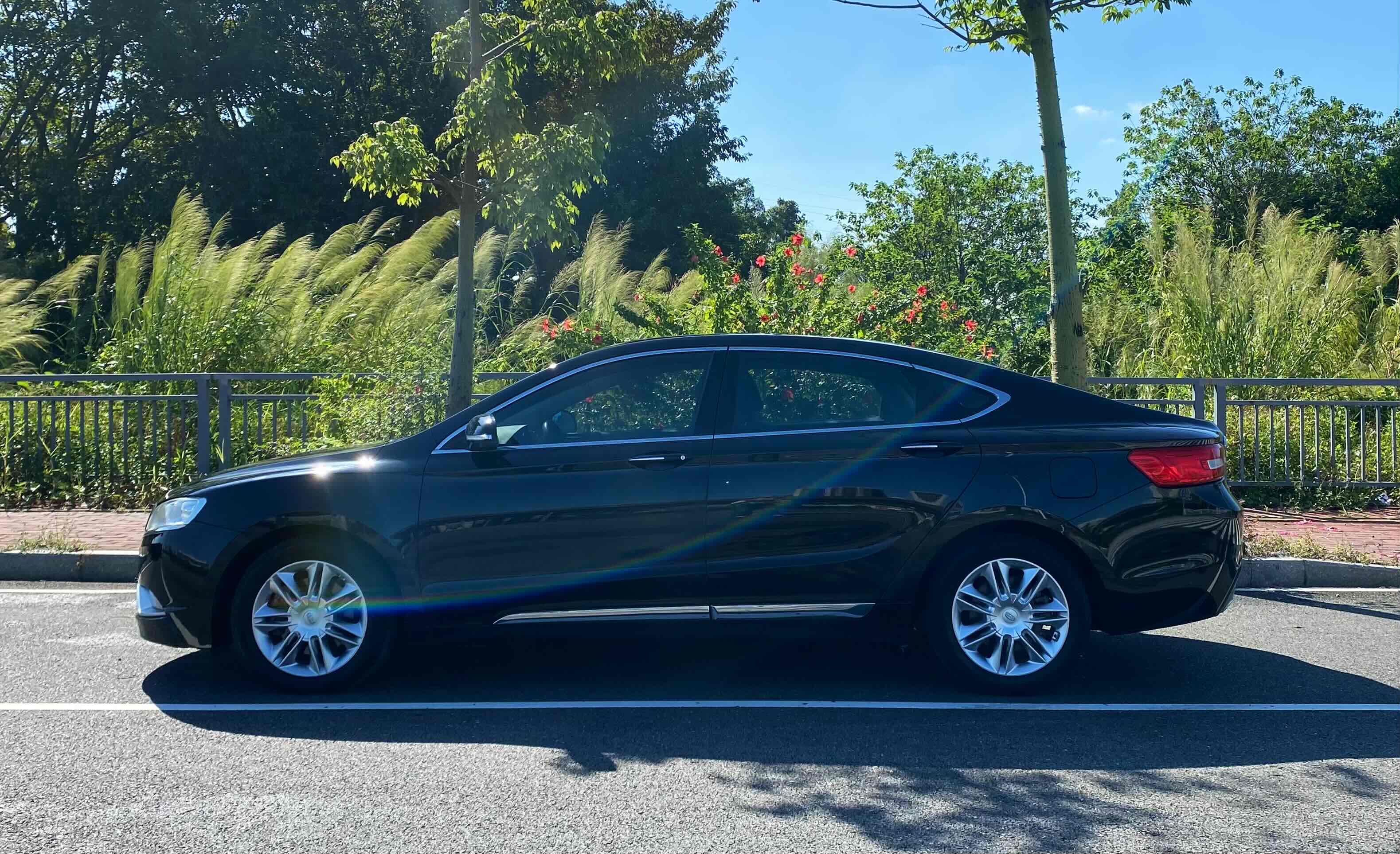 GEELY Ulion 2016 immagine di auto #7