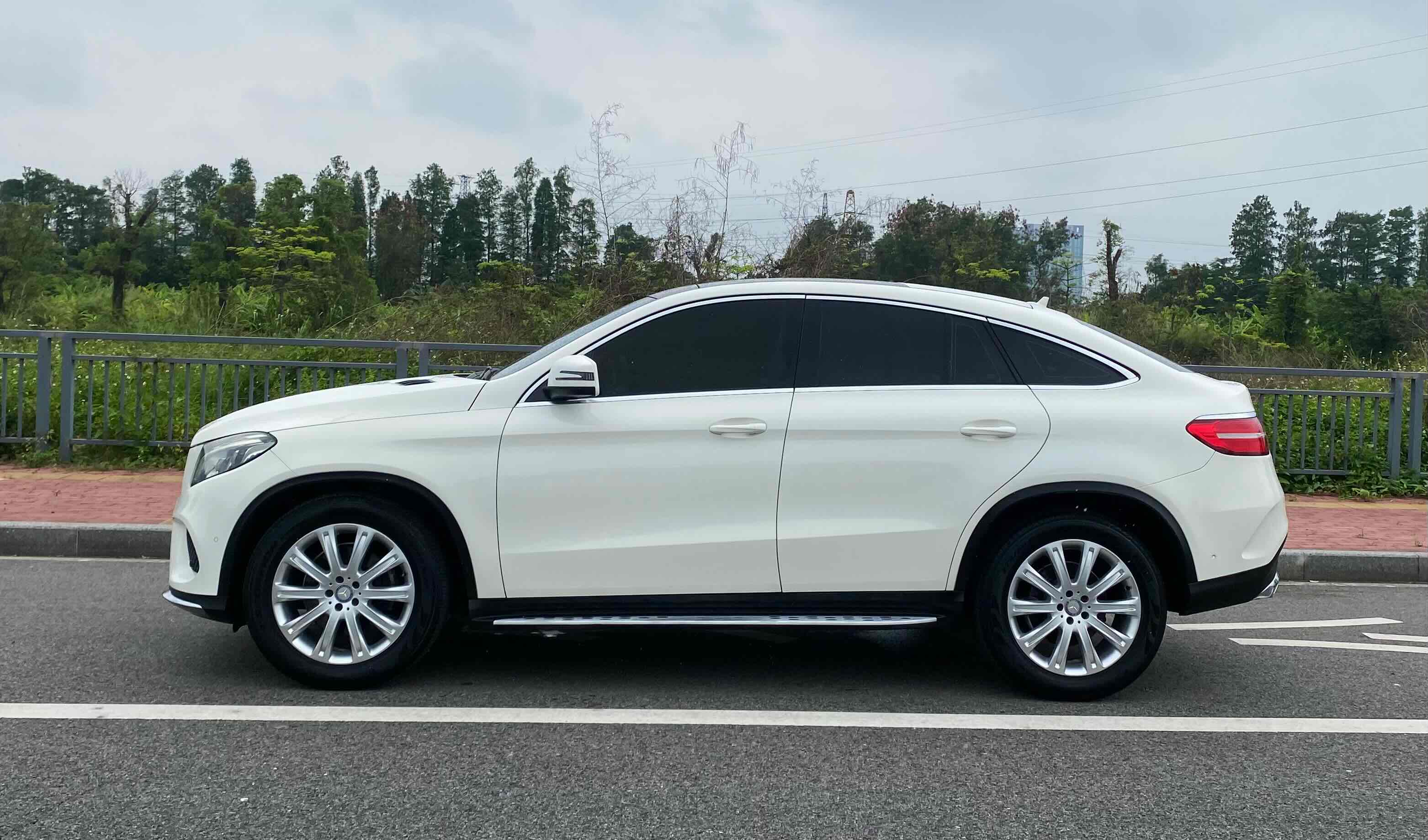 Mercedes-Benz GLE Coupe 2016 صورة سيارة #7