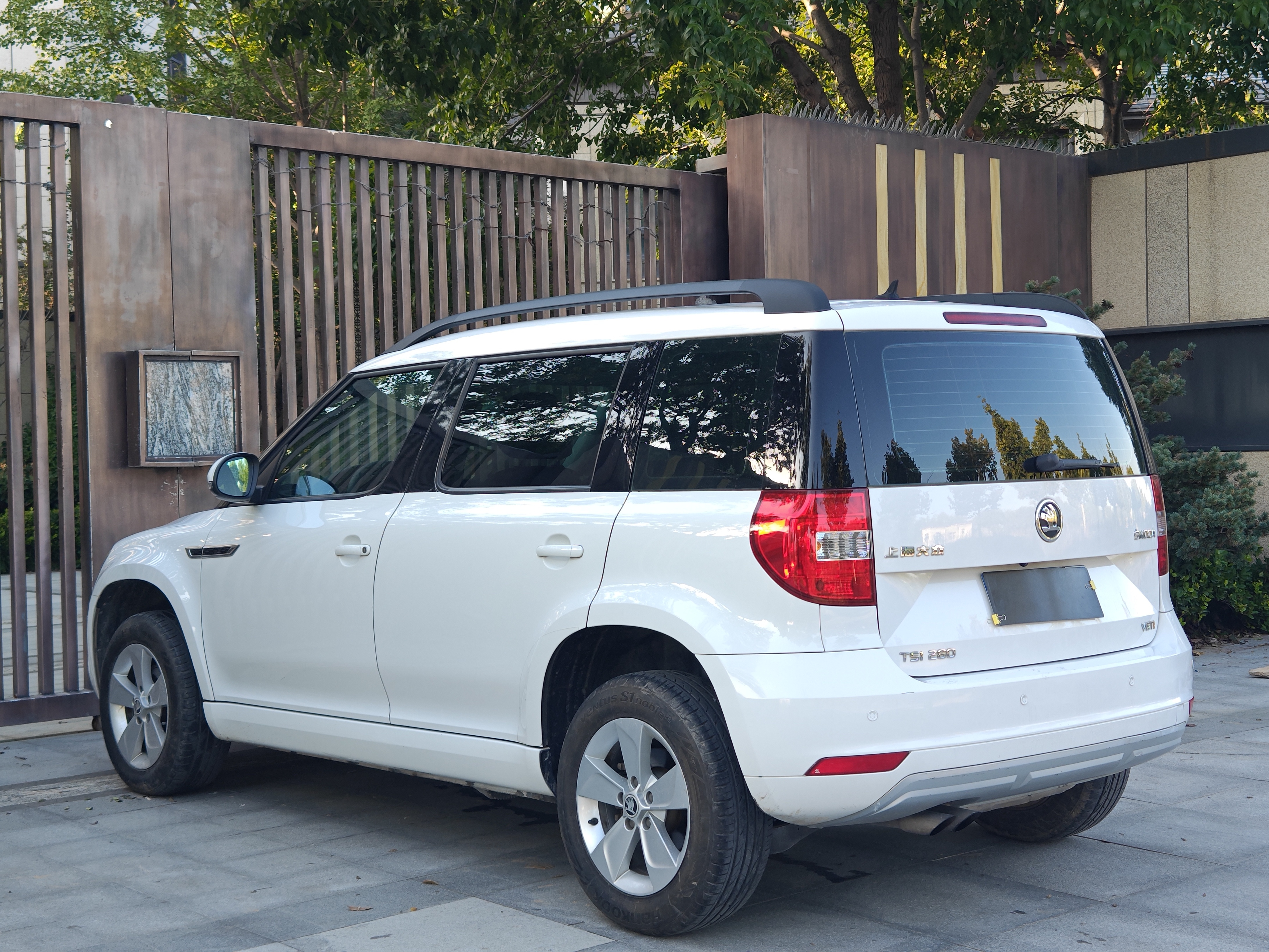 Skoda Yeti 2016 car image #7