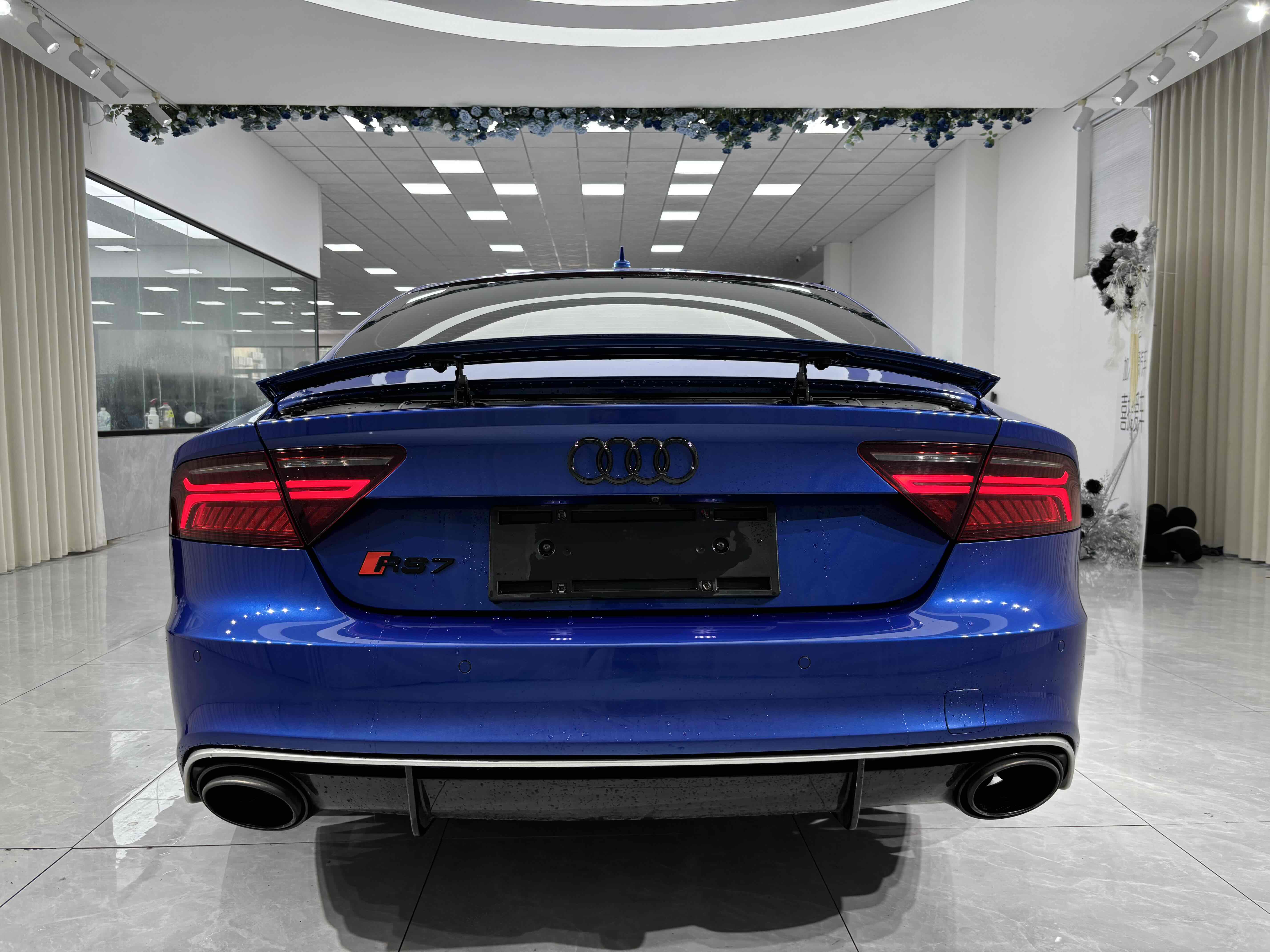 Audi RS 7 2017 car image #7