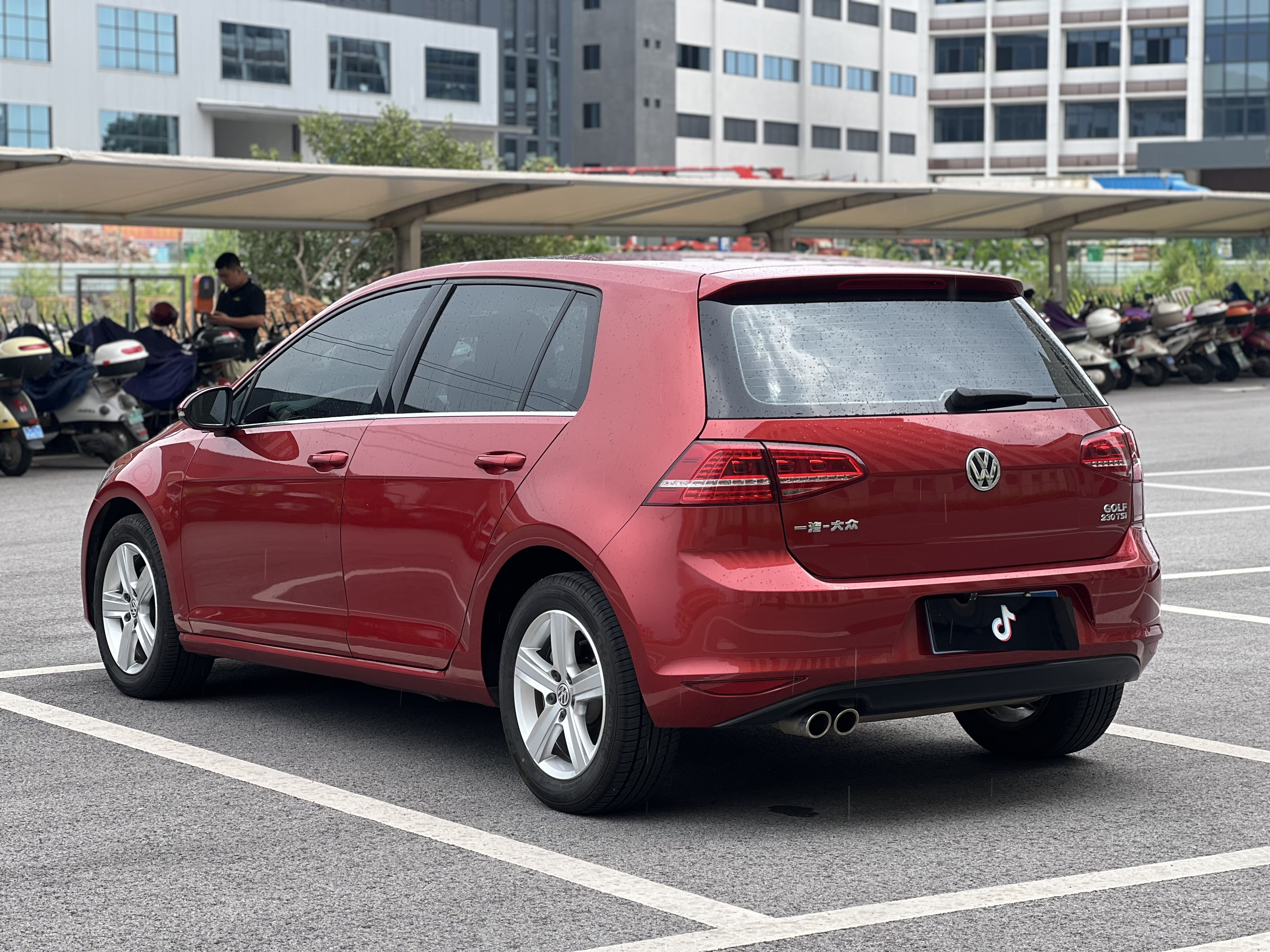 Volkswagen Golf 2016 car image #7