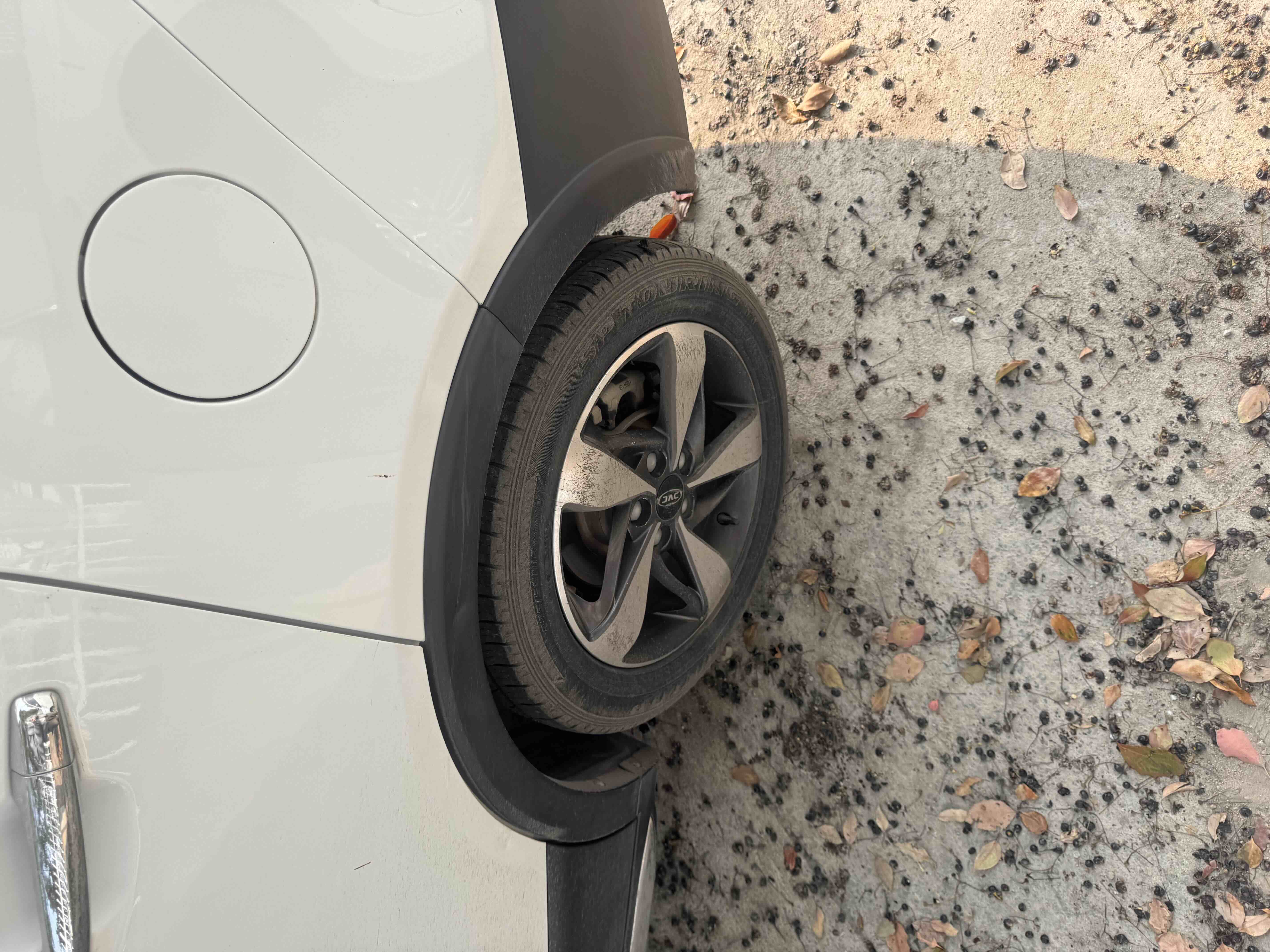 JAC 2016 imagem de carro #7